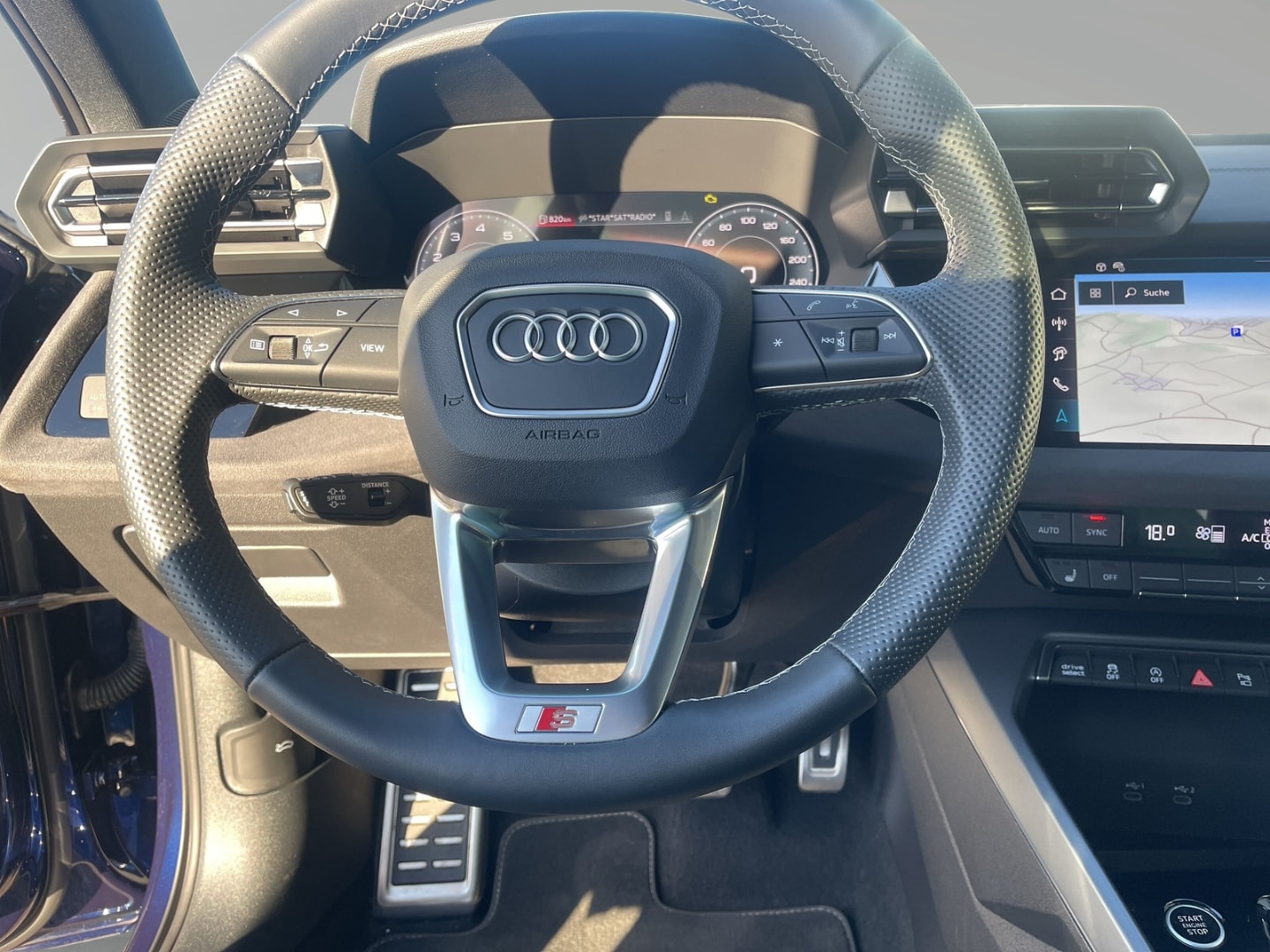 Bild über Audi A3 Sportback S line 35 TFSI S tronic - für weitere Informationen kontaktieren Sie den Audi Partner