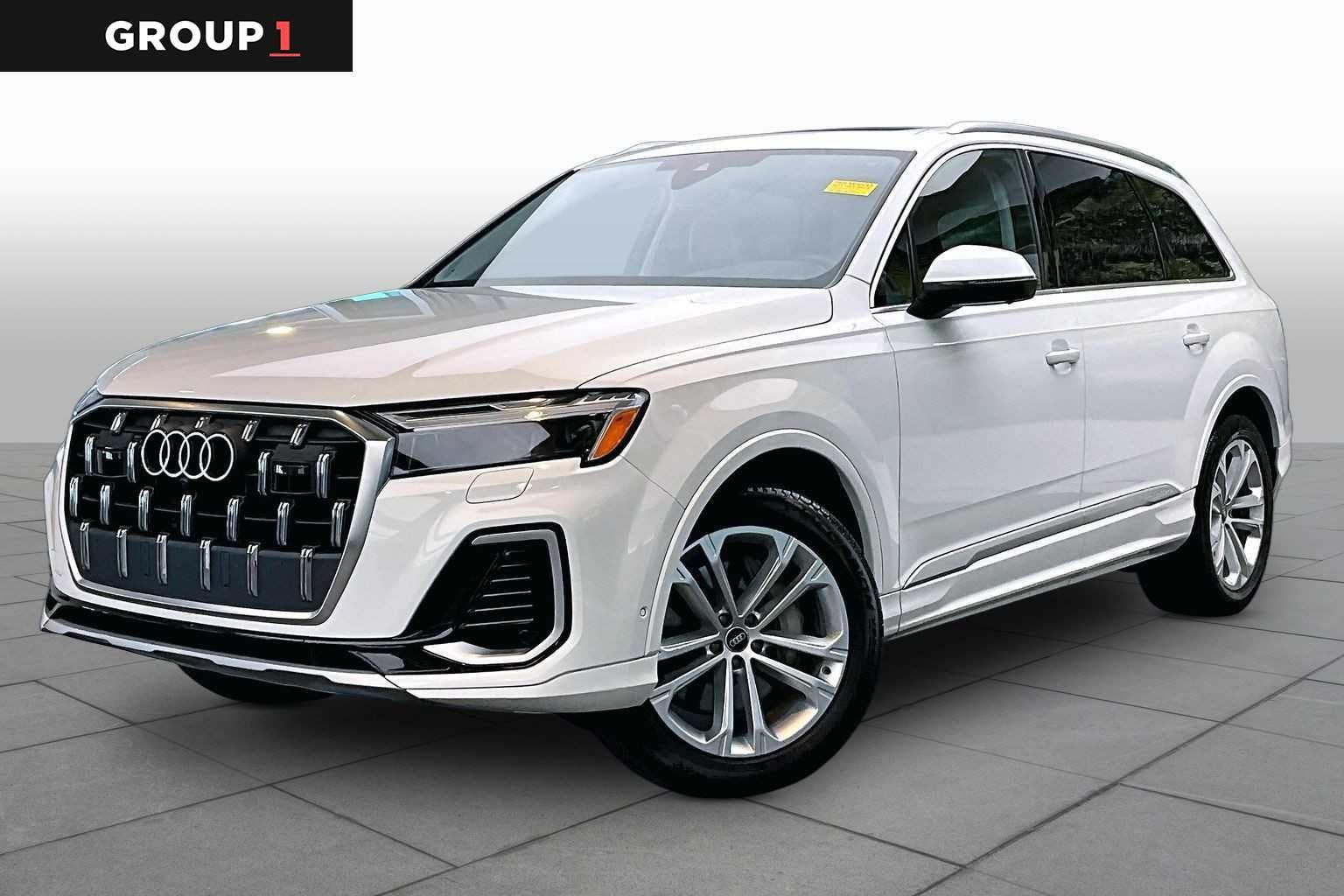 2025 Audi Q7 45 Premium quattro Tiptronic's photo