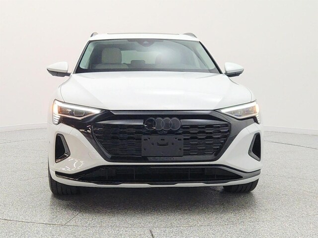 2024 Audi Q8 e-tron
