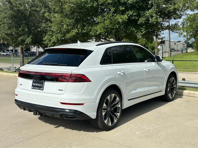 2026 Audi Q8