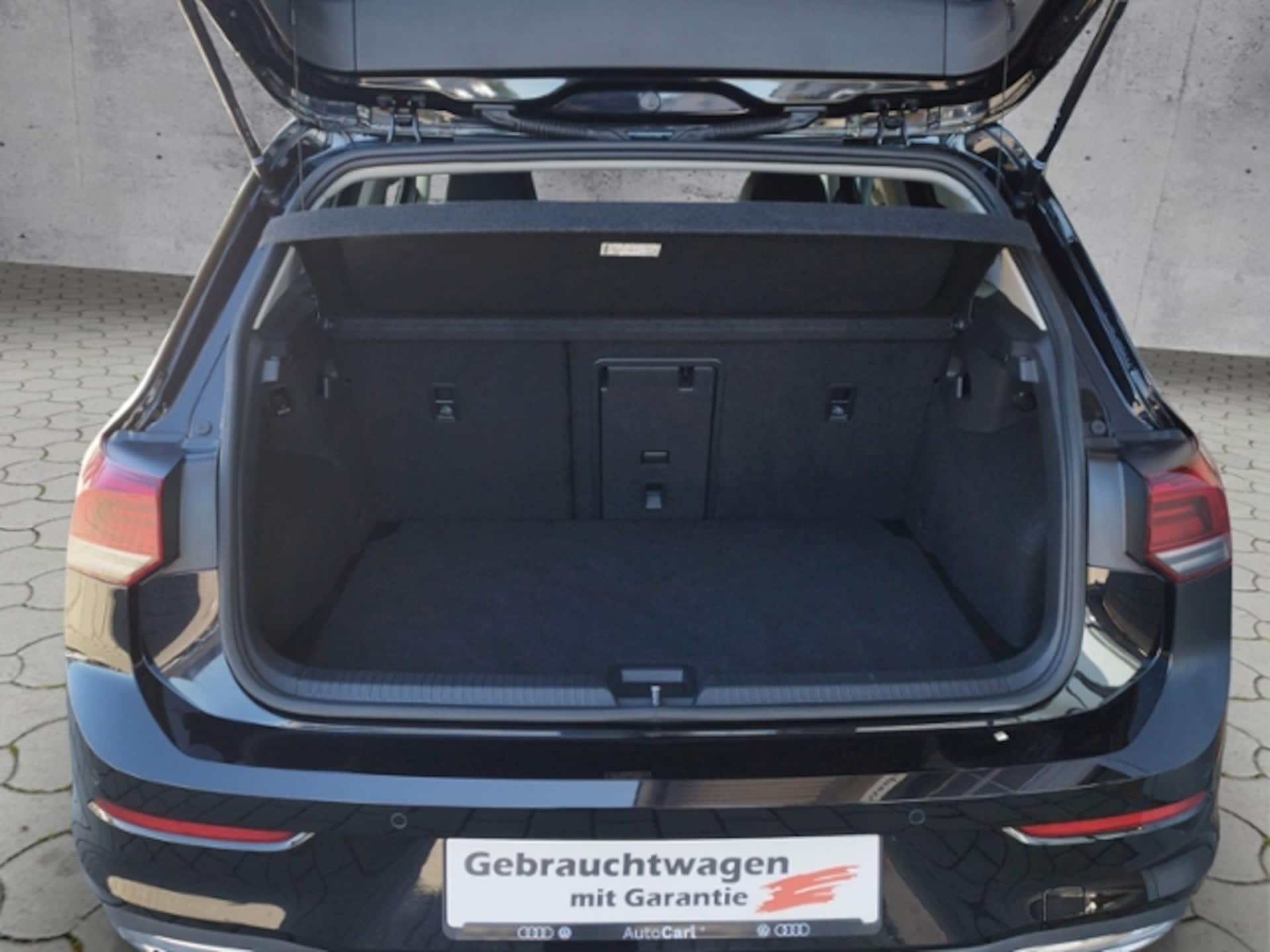 Volkswagen Golf Active