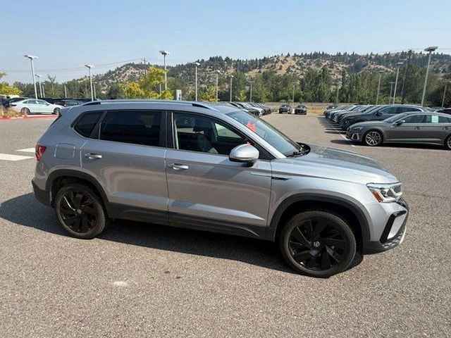 2024 Volkswagen Taos