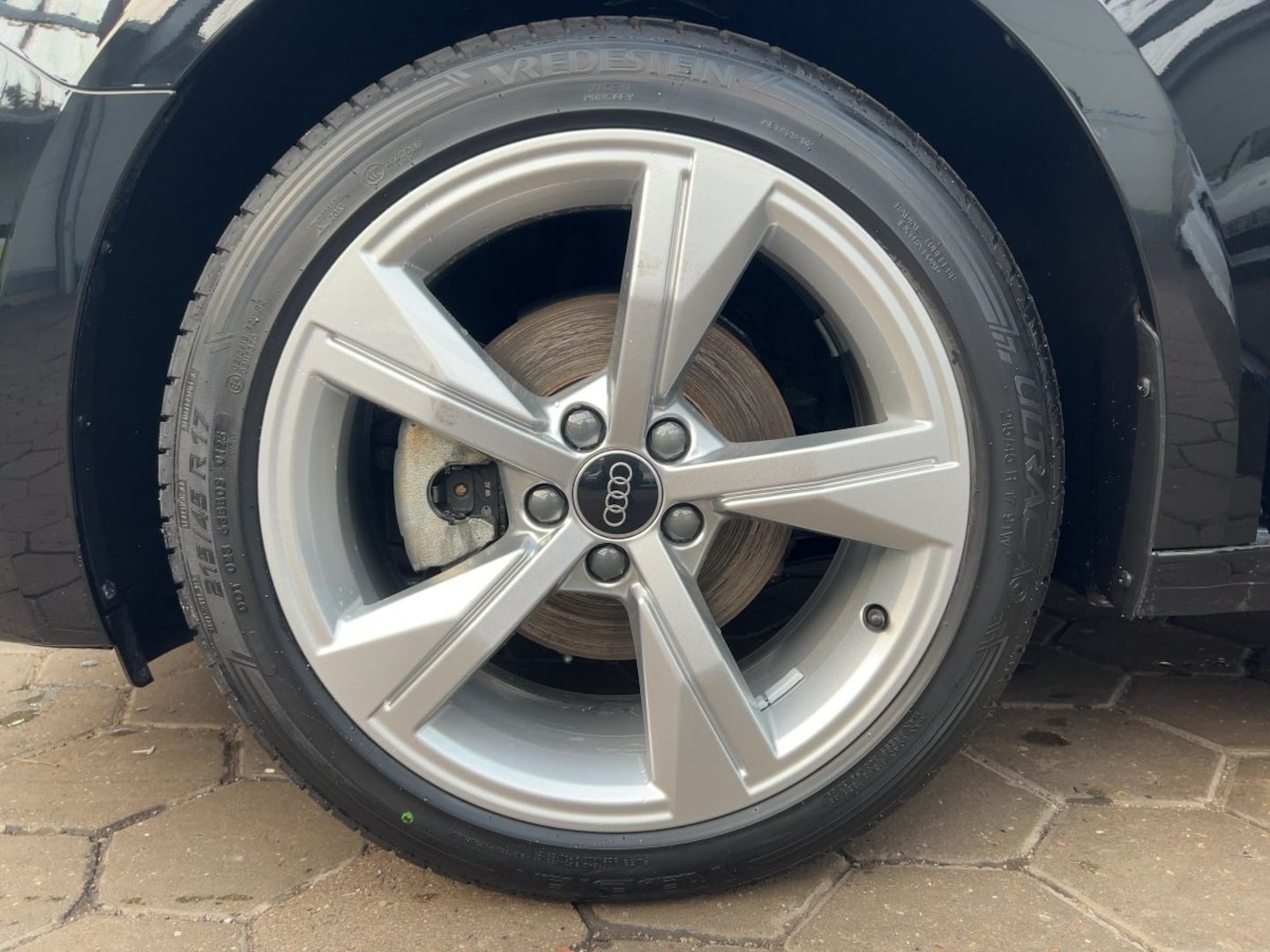Bild über Audi A1 Sportback advanced 30 TFSI S tronic - für weitere Informationen kontaktieren Sie den Audi Partner