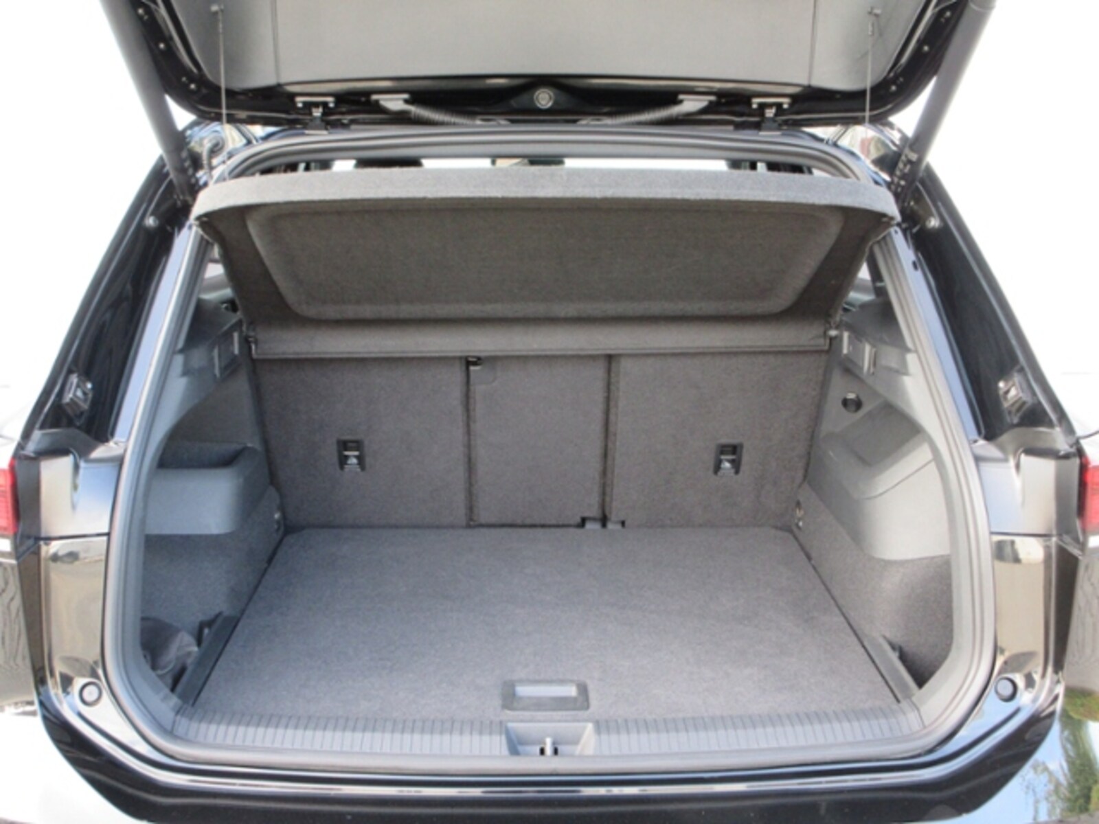 Volkswagen Tiguan – Bild 13