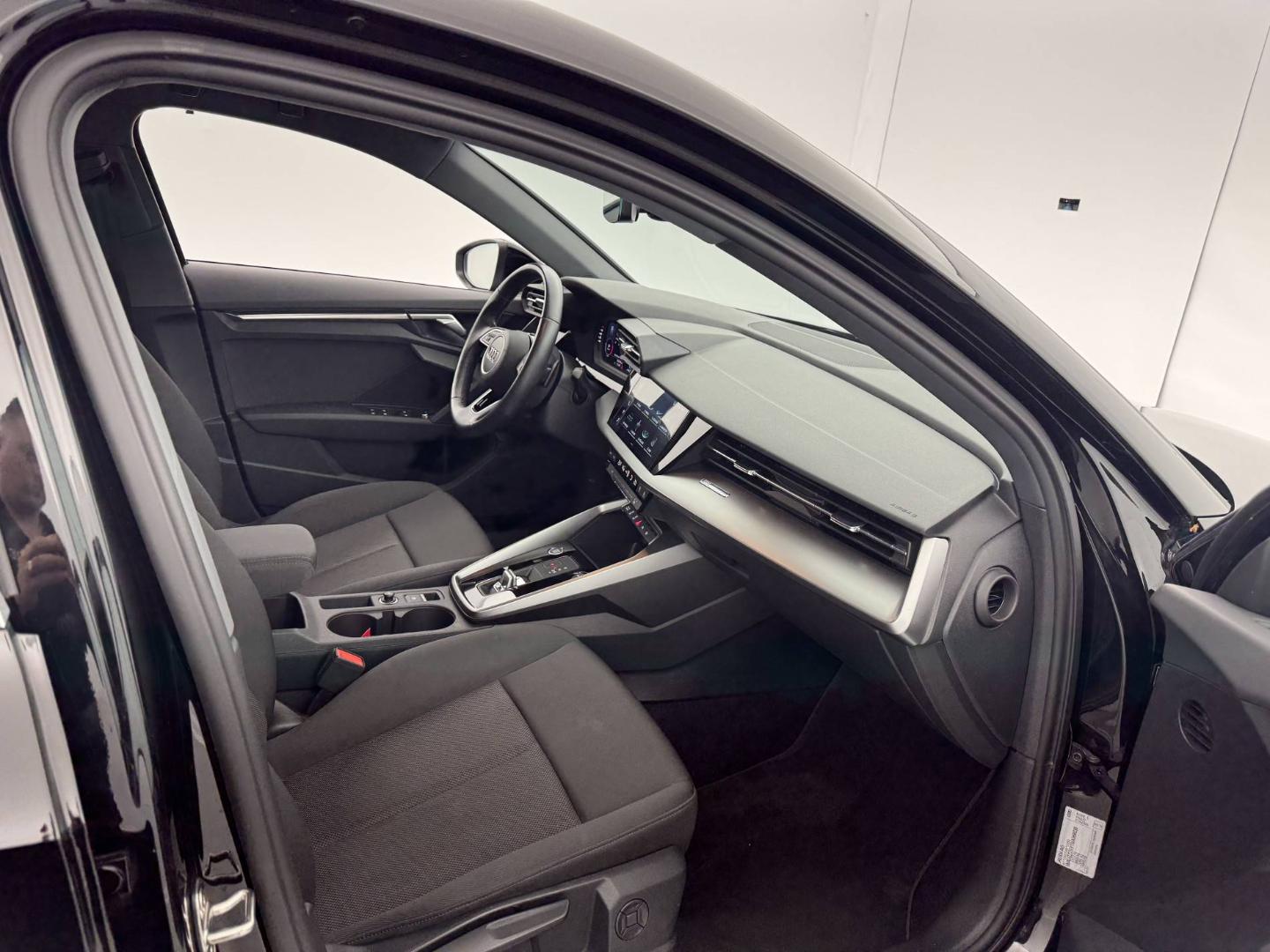 Image about Audi A3 Sportback Business Line 30 TDI 85 kW (116 ch) S tronic