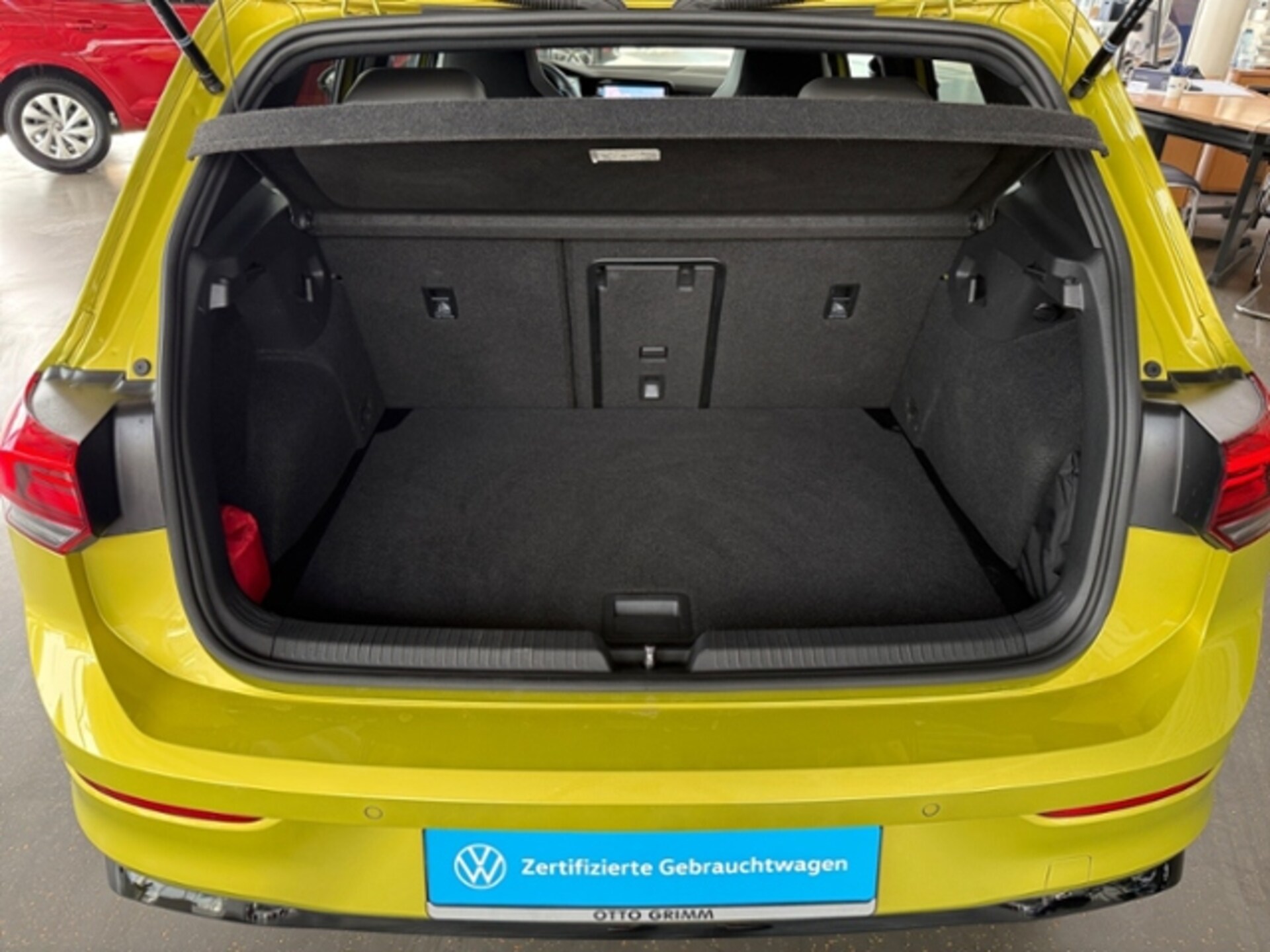Volkswagen Golf R-Line