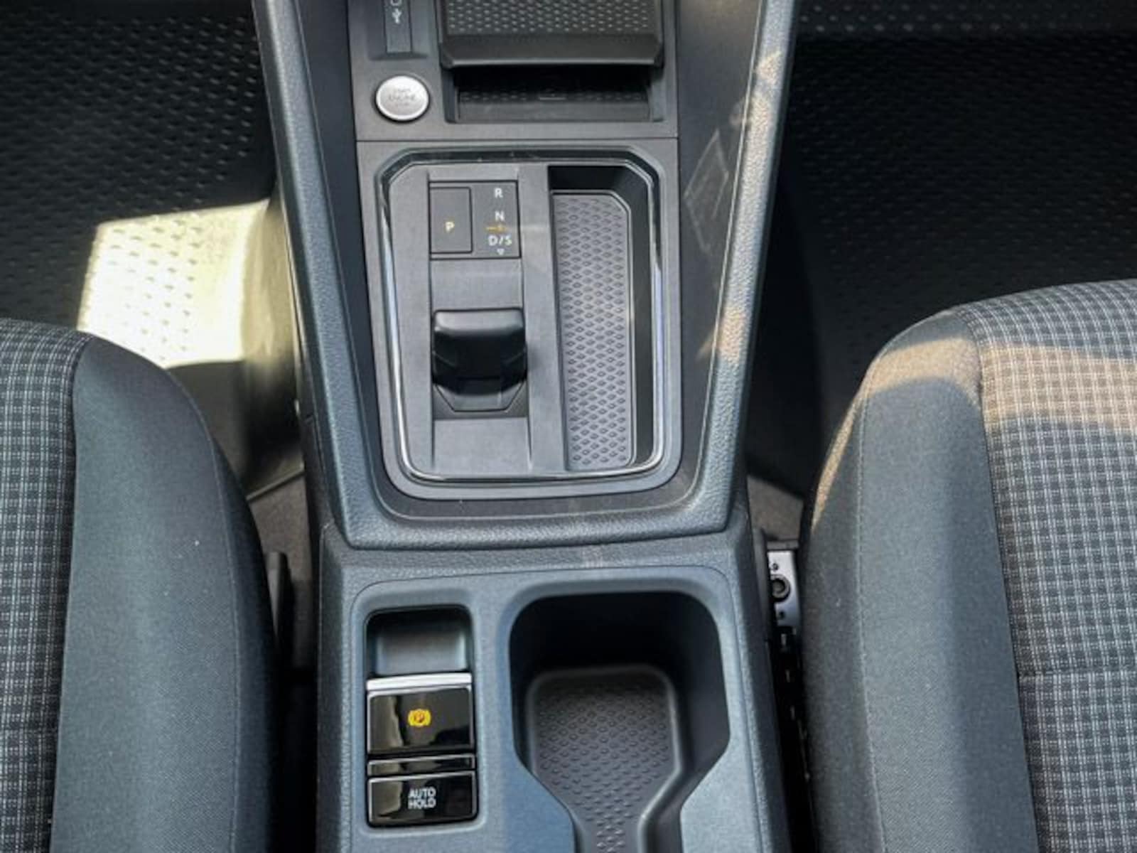 Volkswagen Caddy Kombi – Bild 11