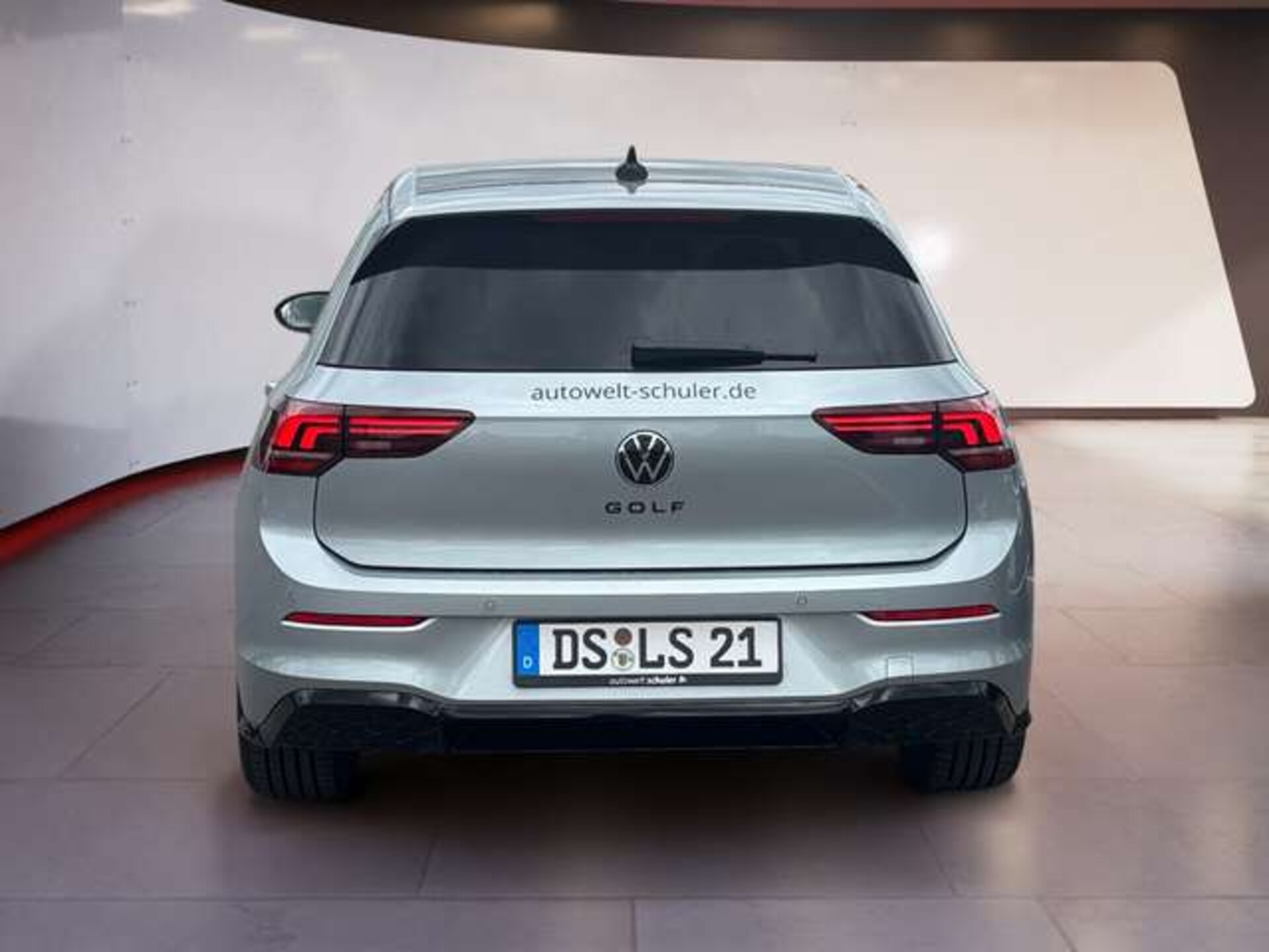 Volkswagen Golf R-Line