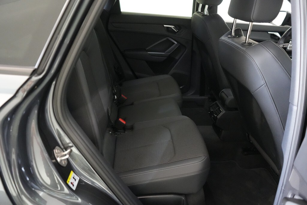 Image about Audi Q3 S line 35 TFSI S tronic