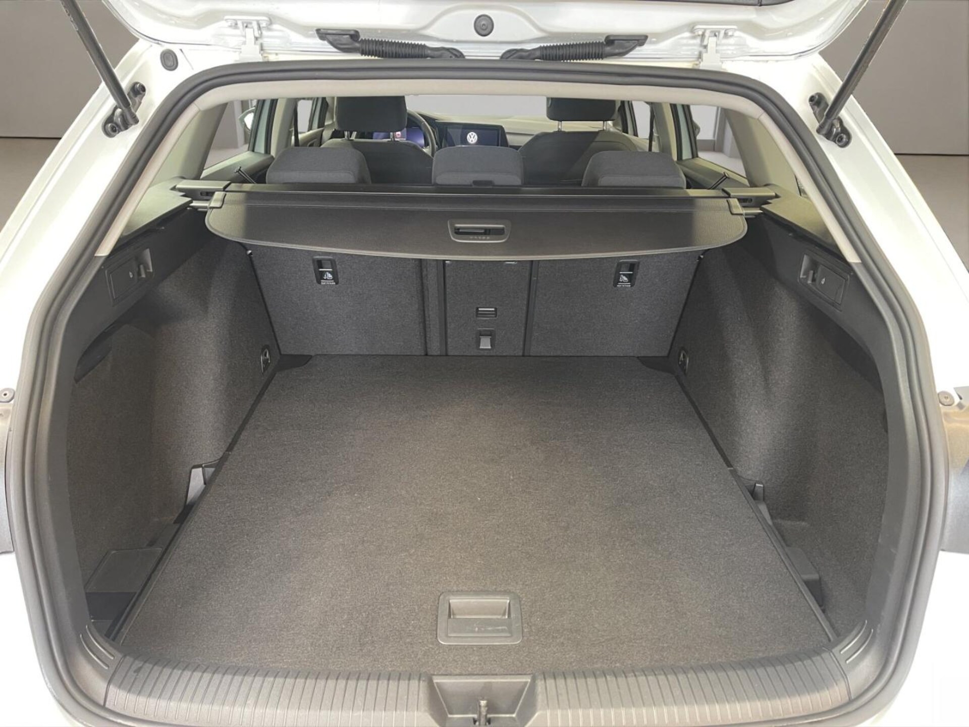 Volkswagen Golf Variant Life