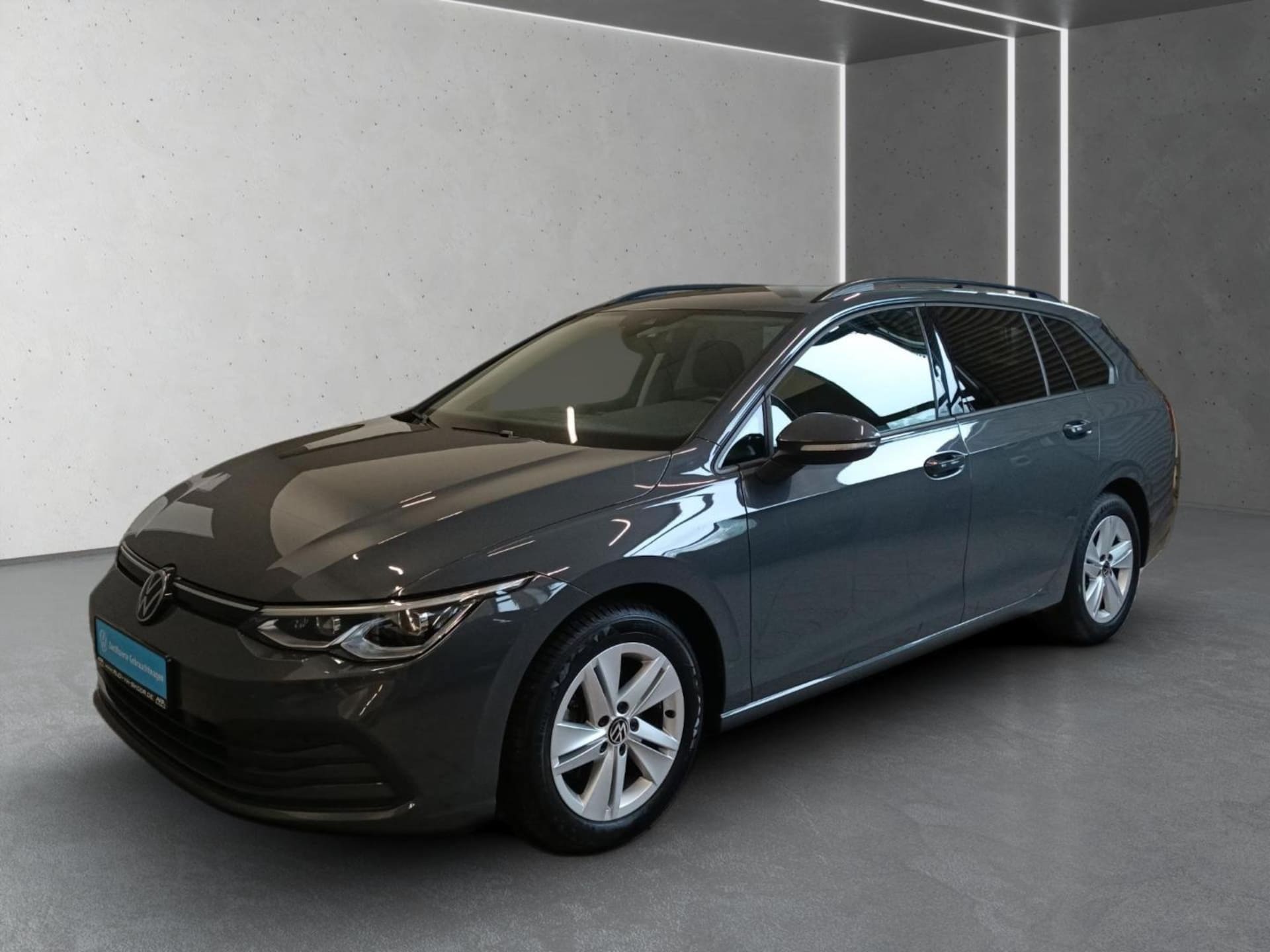 Volkswagen Golf Variant Life