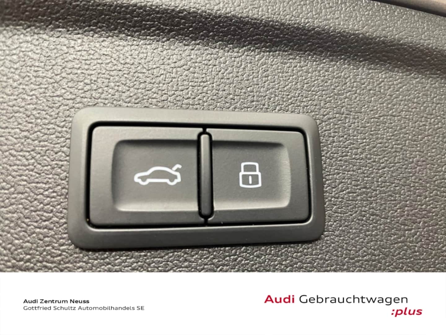 Bild über Audi A3 Sportback advanced 30 TFSI S tronic - für weitere Informationen kontaktieren Sie den Audi Partner