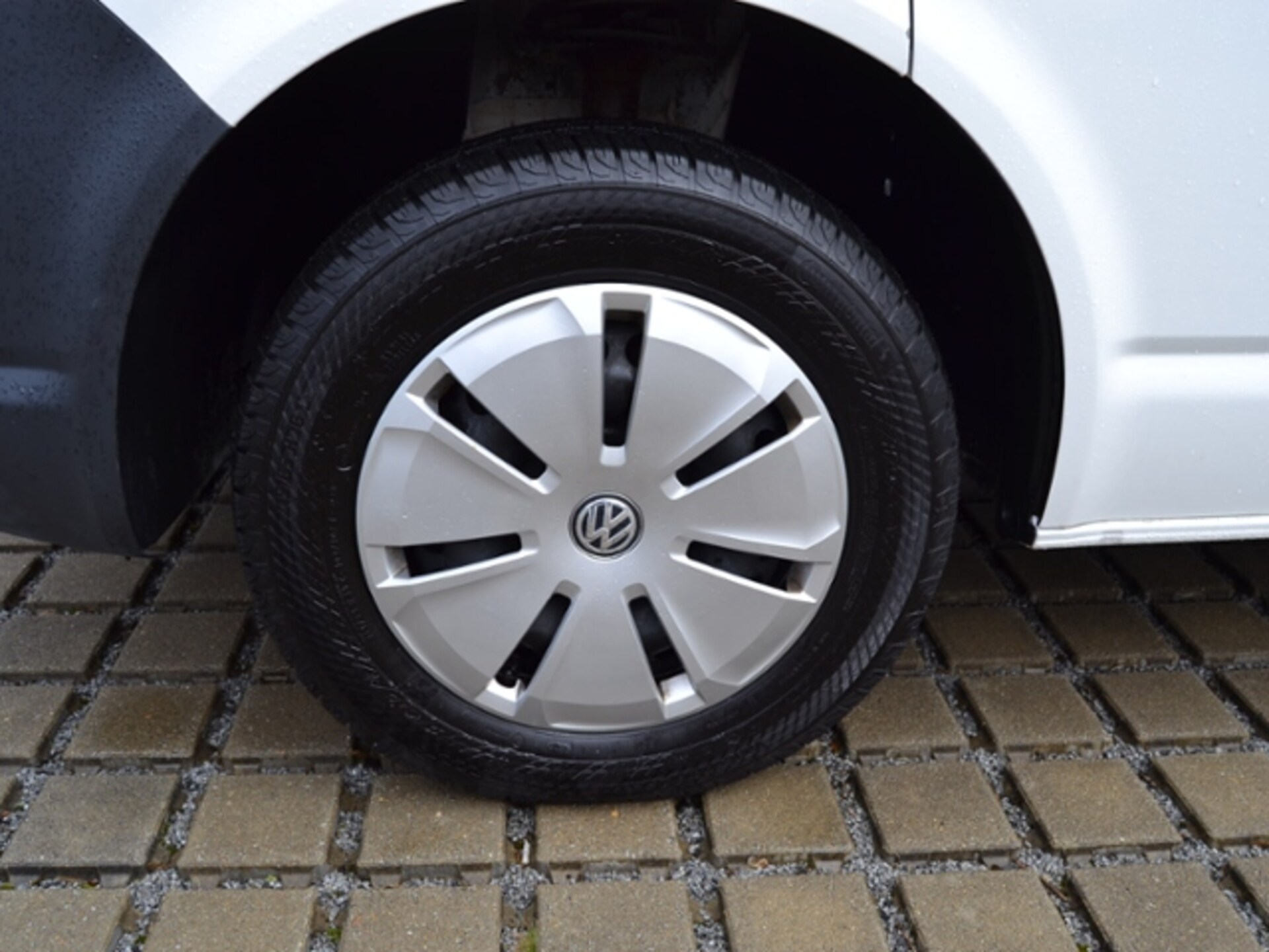 Volkswagen T6 Transporter Kasten kurzer Radstand