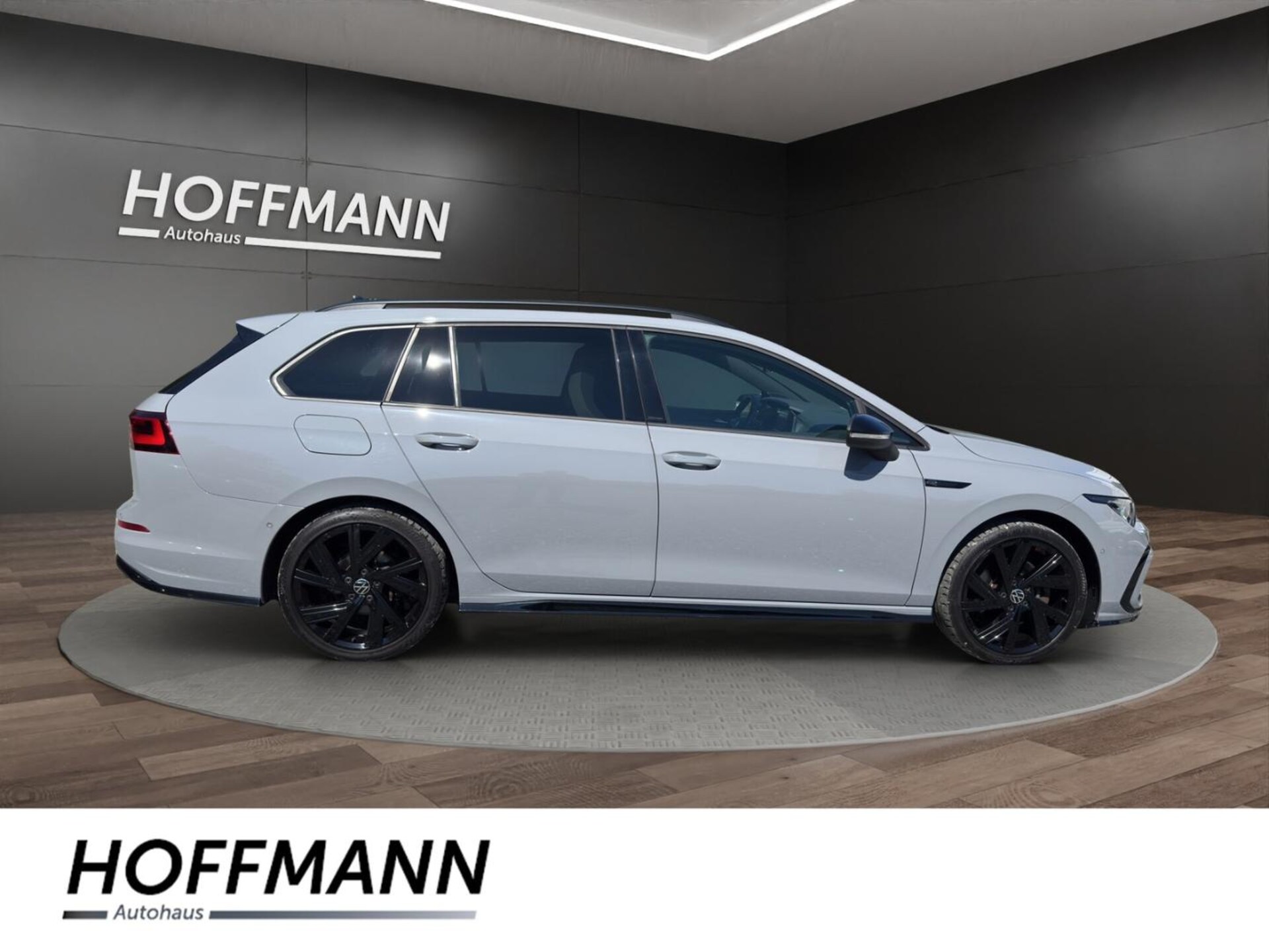Volkswagen Golf Variant R-Line