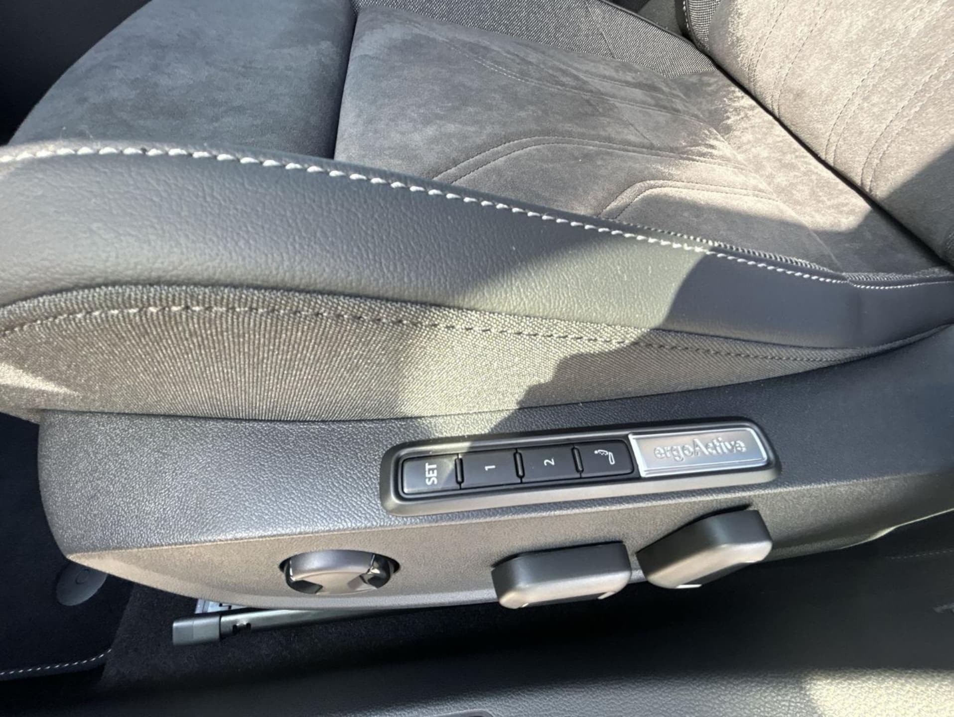 Volkswagen Golf Style