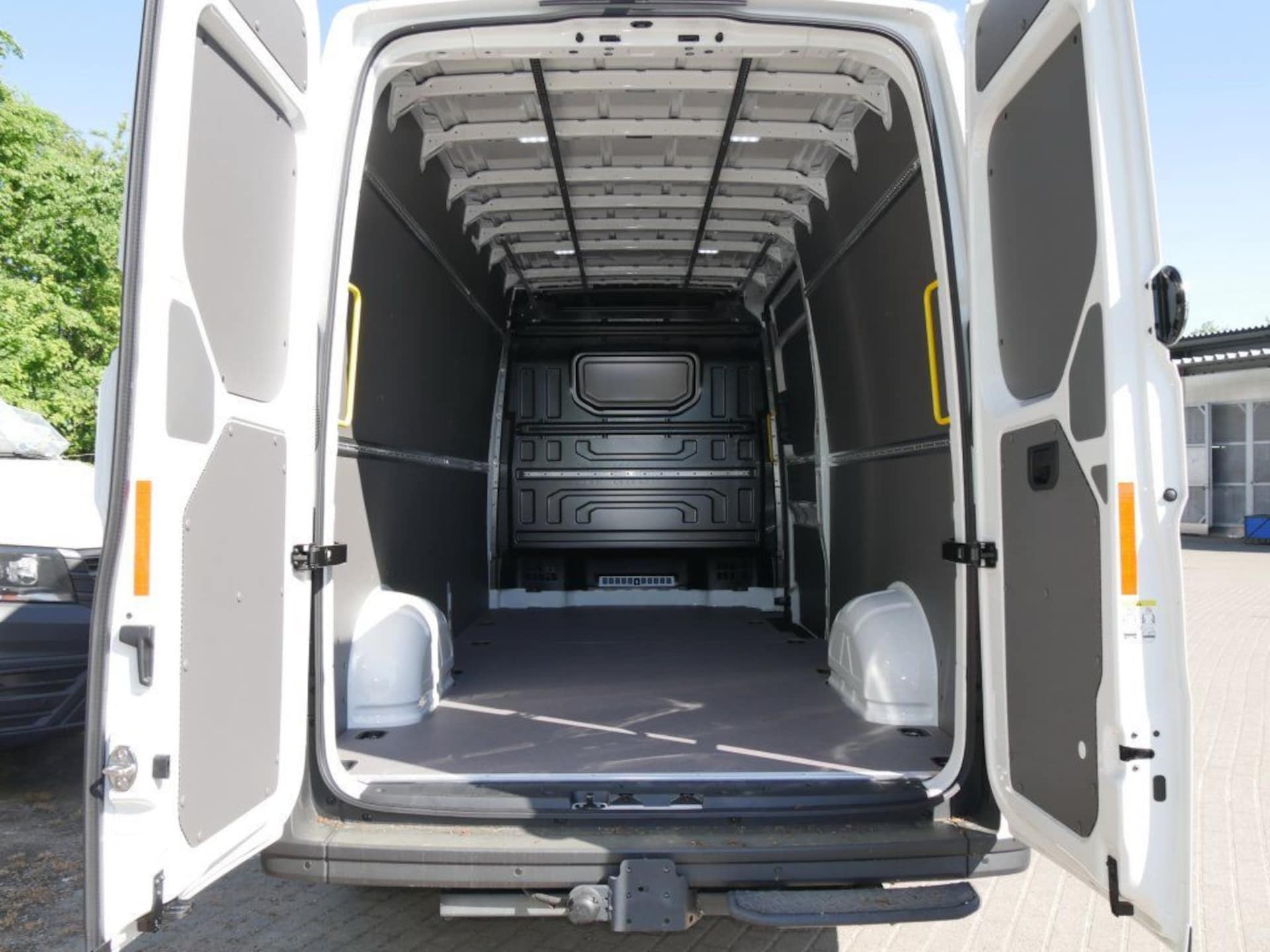 Volkswagen Crafter Kasten langer Radstand