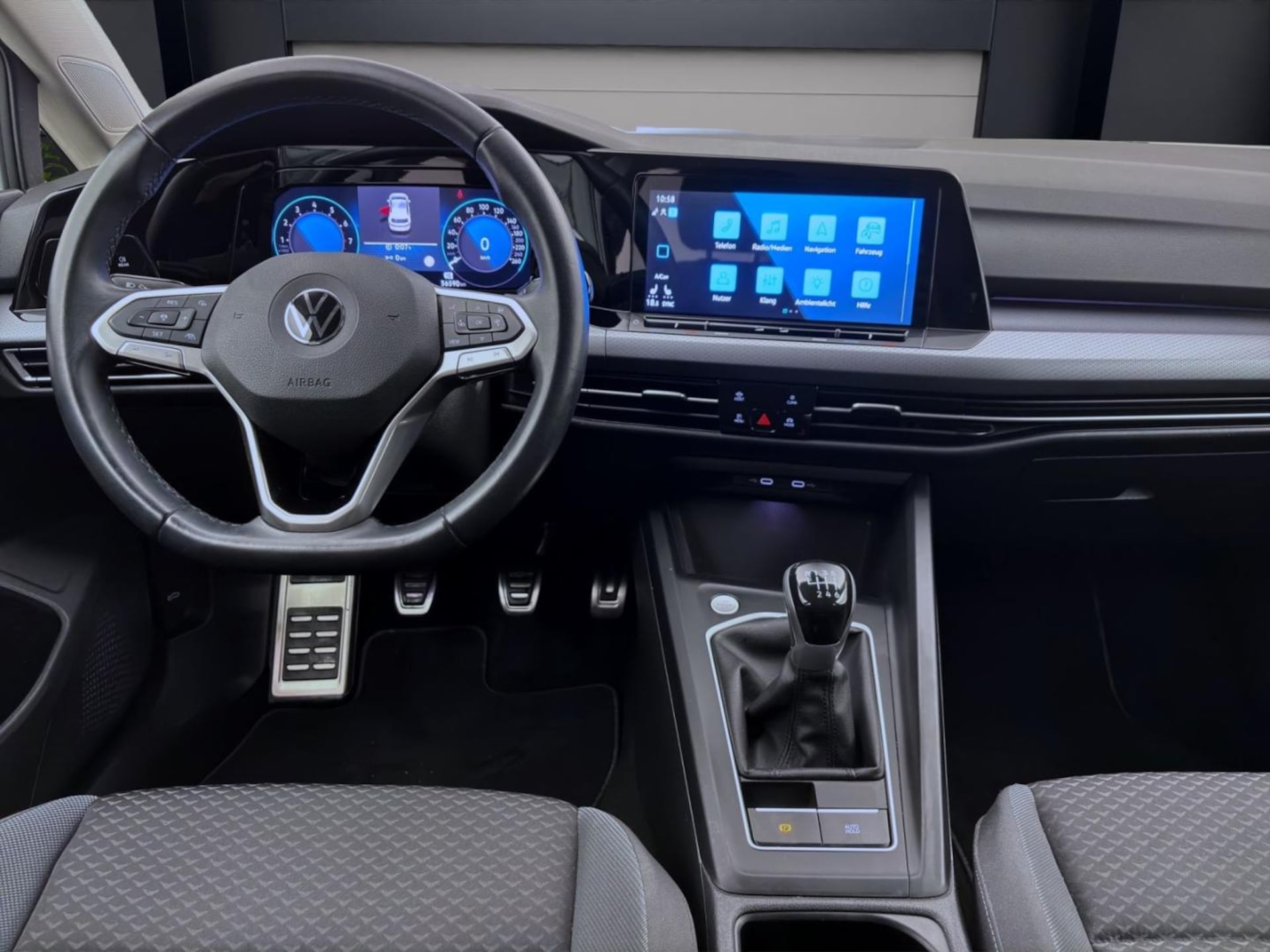 Volkswagen Golf Active
