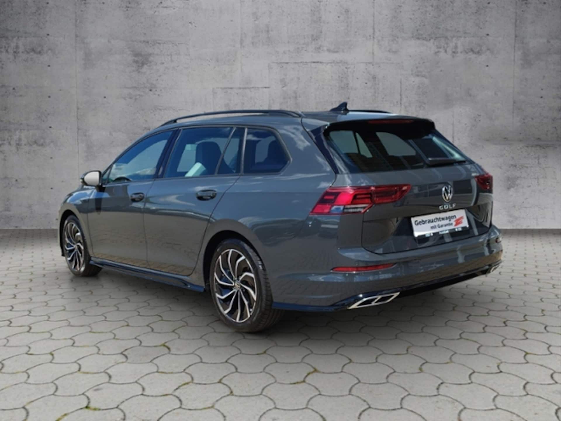 Volkswagen Golf Variant R-Line