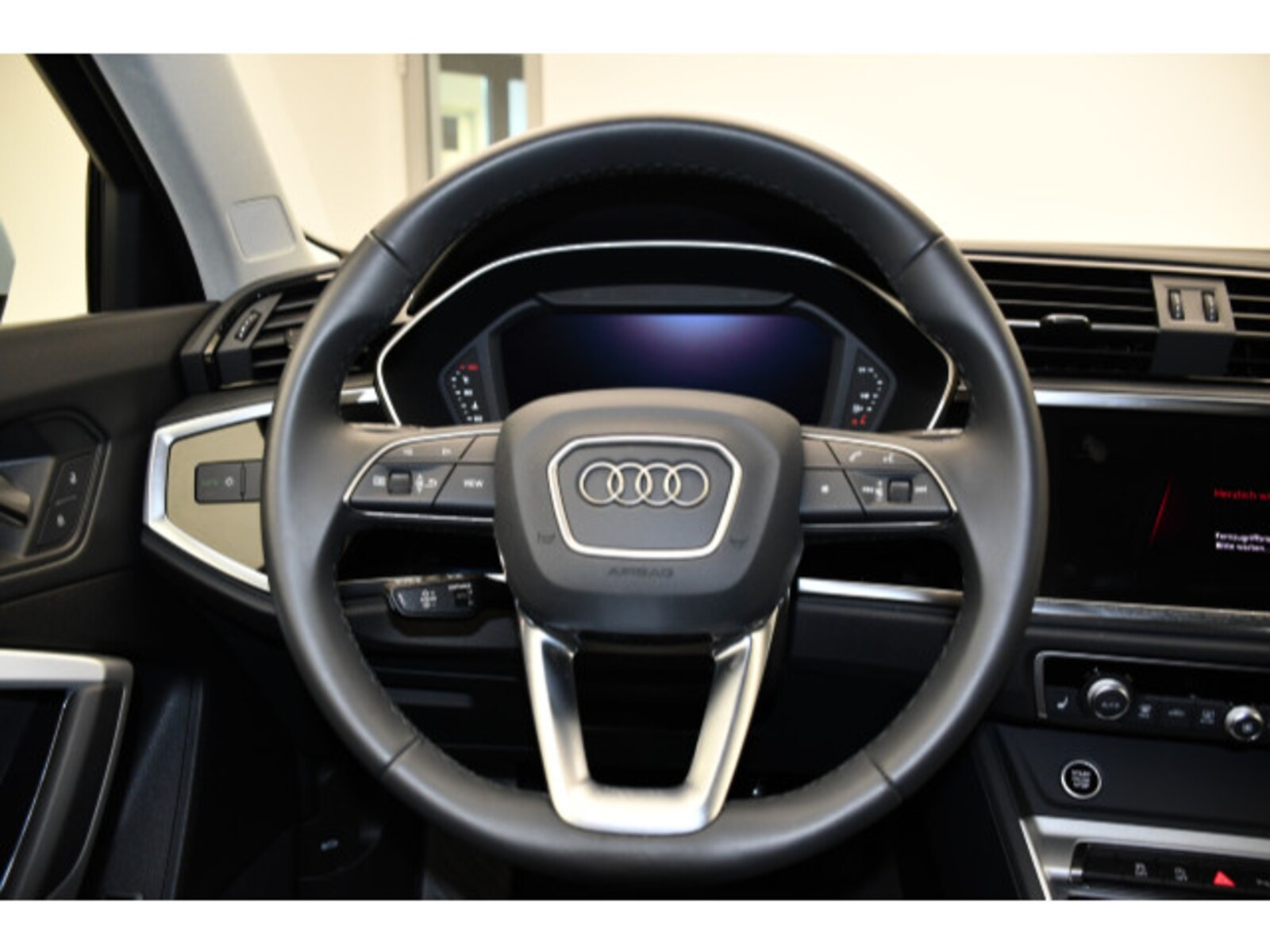 Audi Q3 – Bild 8