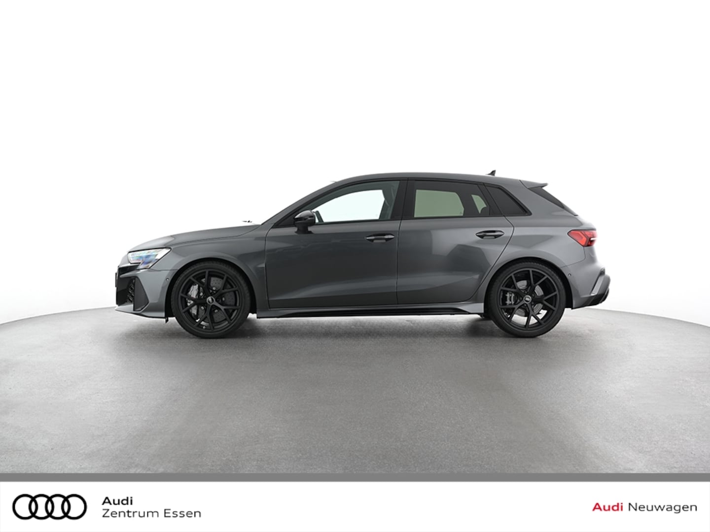 Bild über Audi RS 3 Sportback TFSI quattro 294 kW S tronic - für weitere Informationen kontaktieren Sie den Audi Partner