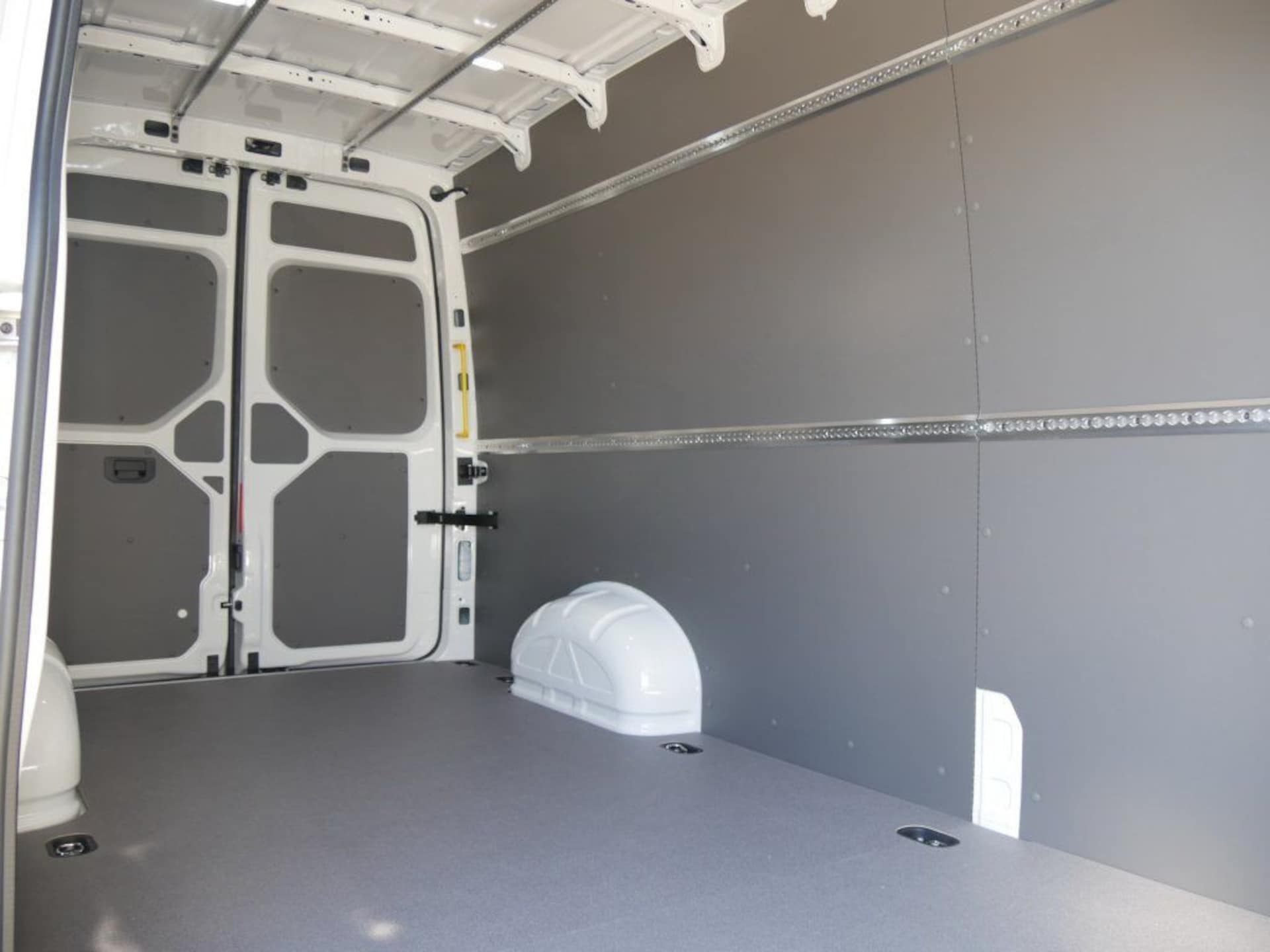 Volkswagen Crafter Kasten langer Radstand