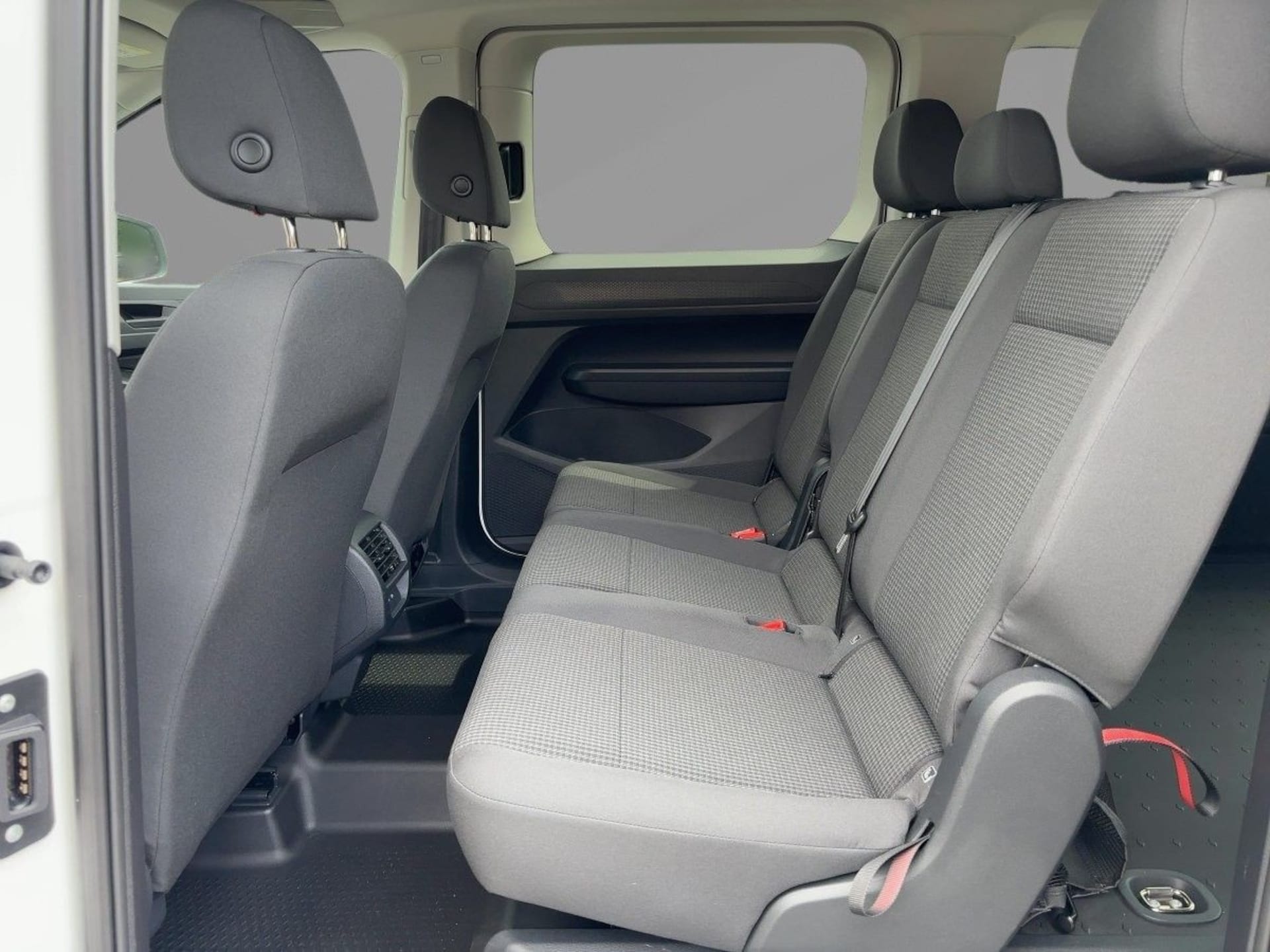 Volkswagen Caddy Maxi Basis-Modell