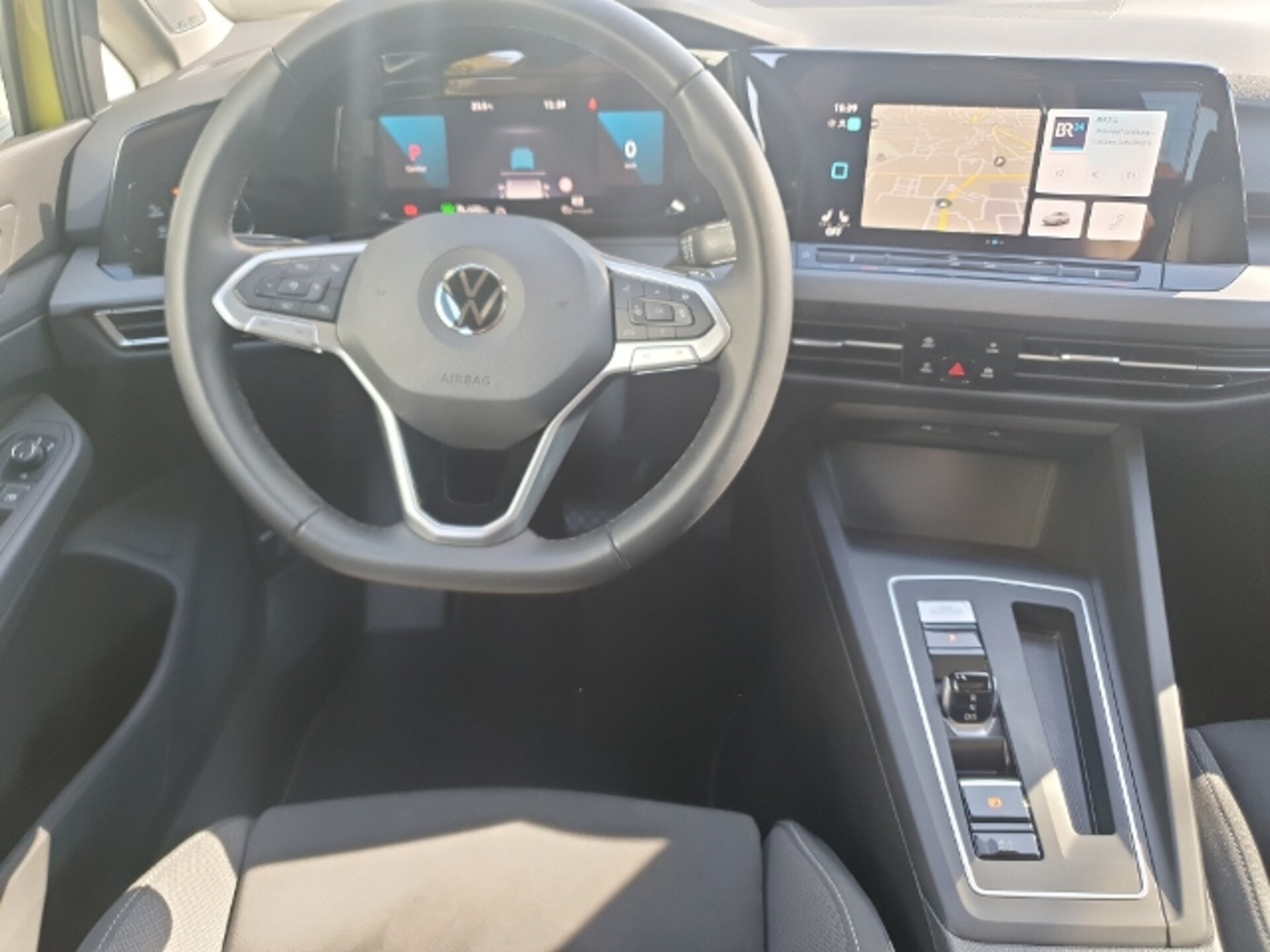 Volkswagen Golf Style