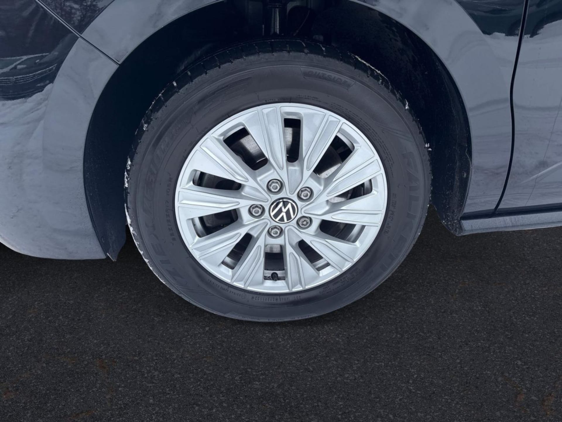 Volkswagen Multivan Basis-Modell