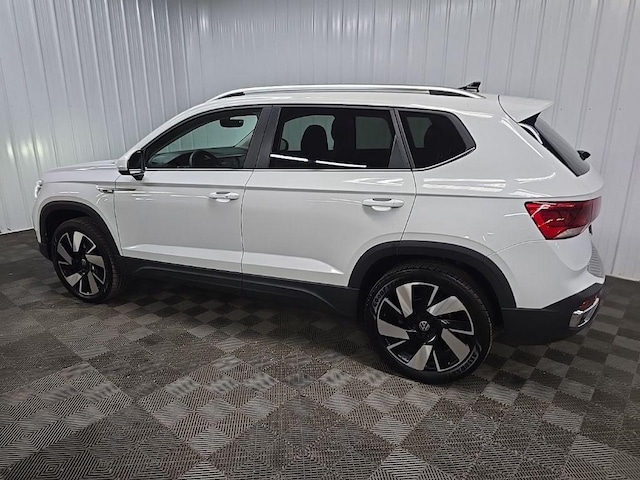 2023 Volkswagen Taos