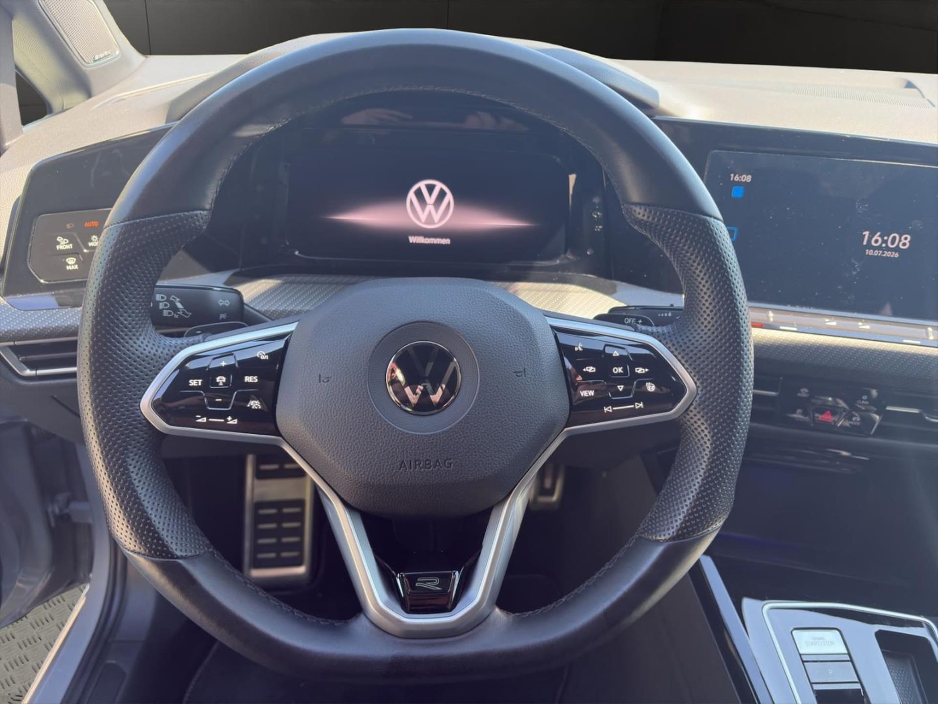 Volkswagen Golf Variant R-Line