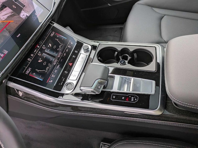 2026 Audi Q8 Premium Plus - Photo 13