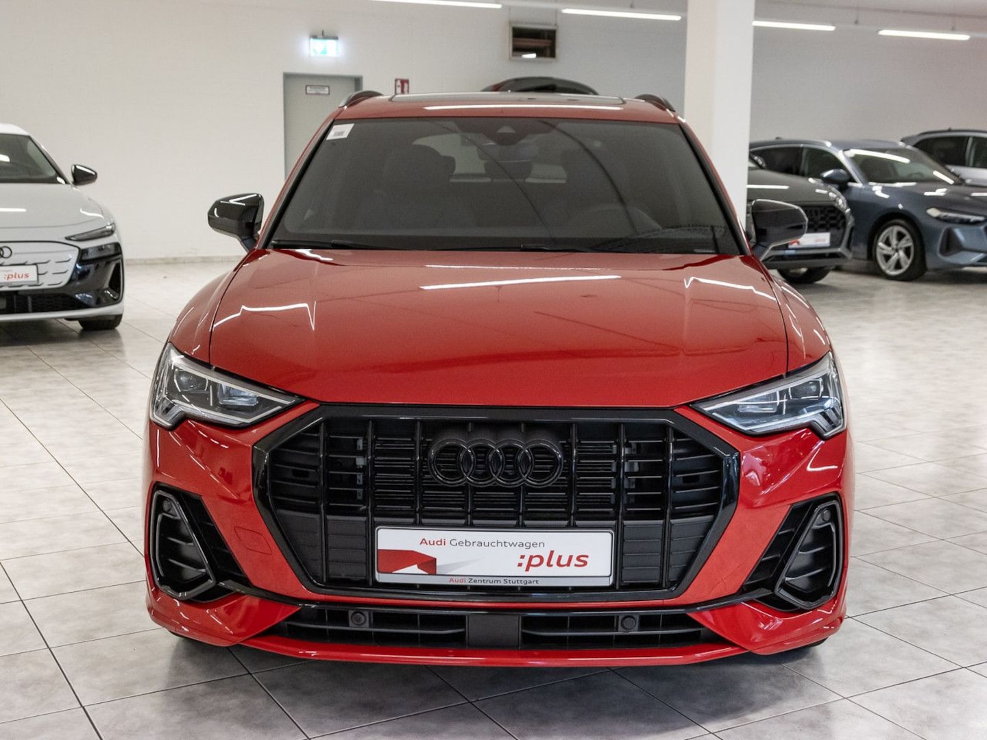 Bild über Audi Q3 TDI 110 kW S tronic - für weitere Informationen kontaktieren Sie den Audi Partner