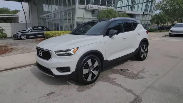 2020 Volvo XC40