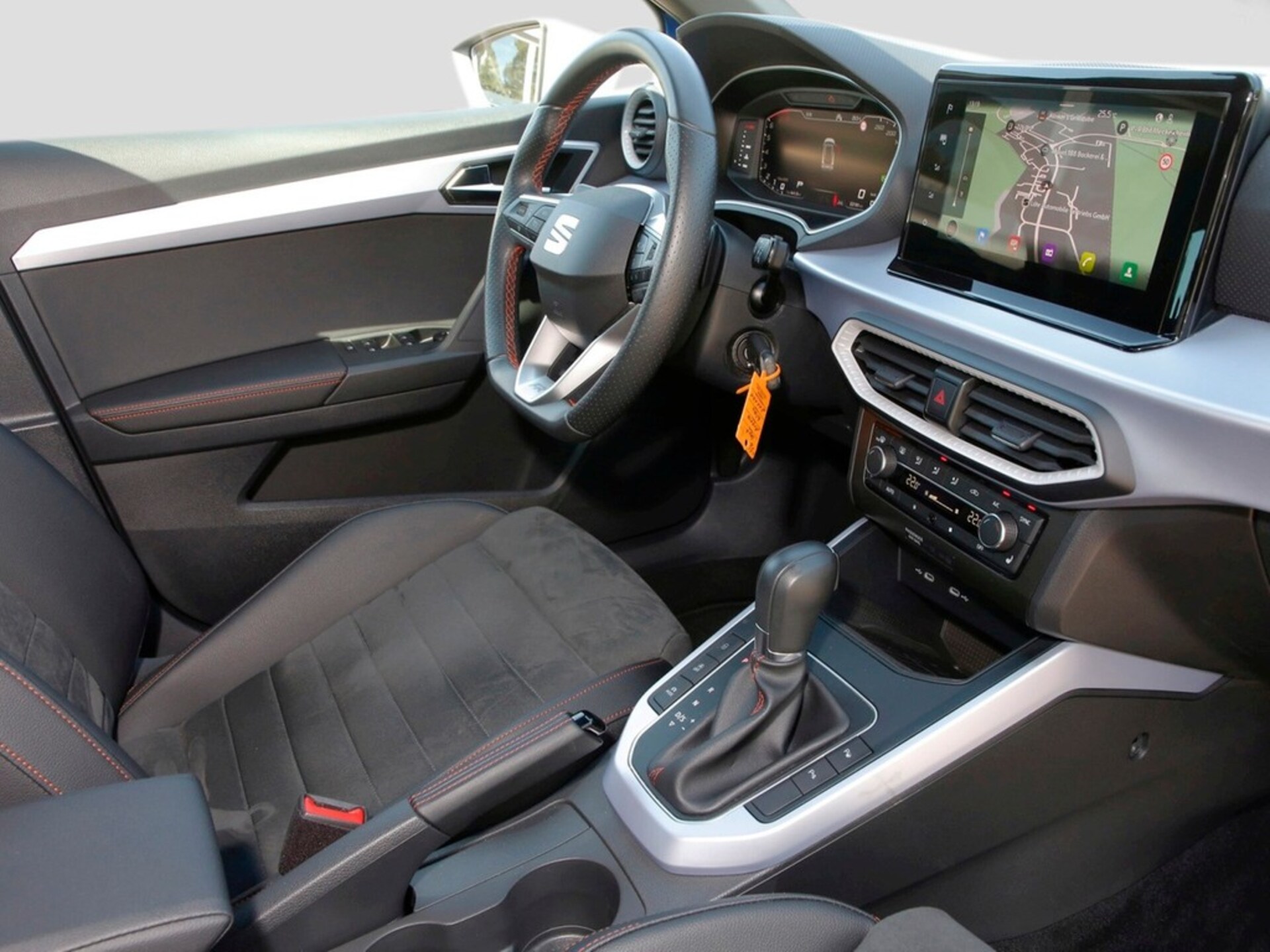 SEAT Arona FR