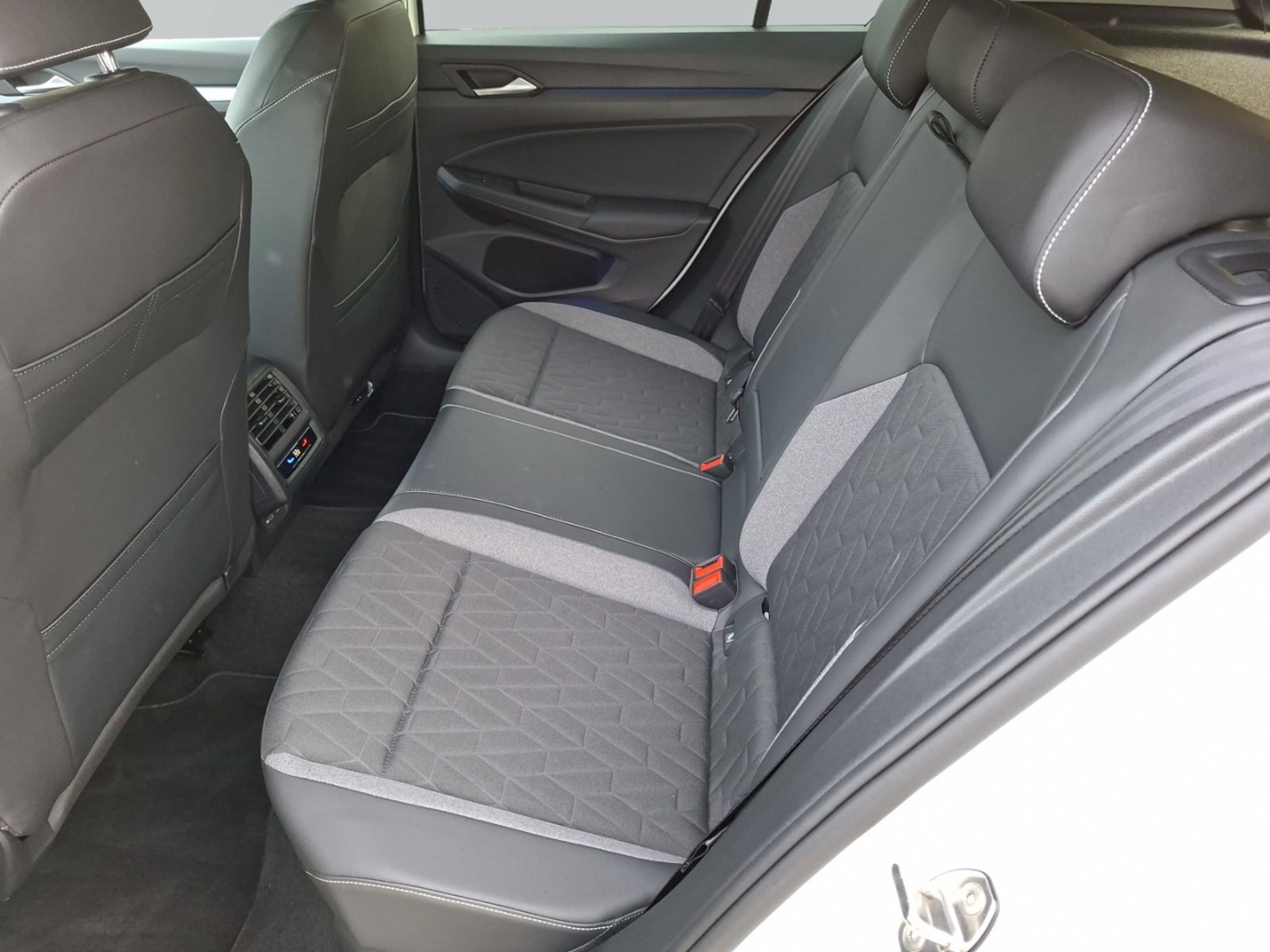 Volkswagen Golf – Bild 12