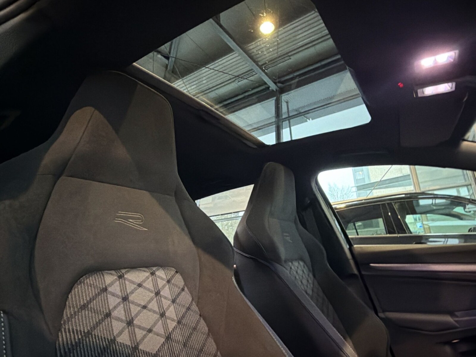 Volkswagen Golf – Bild 13