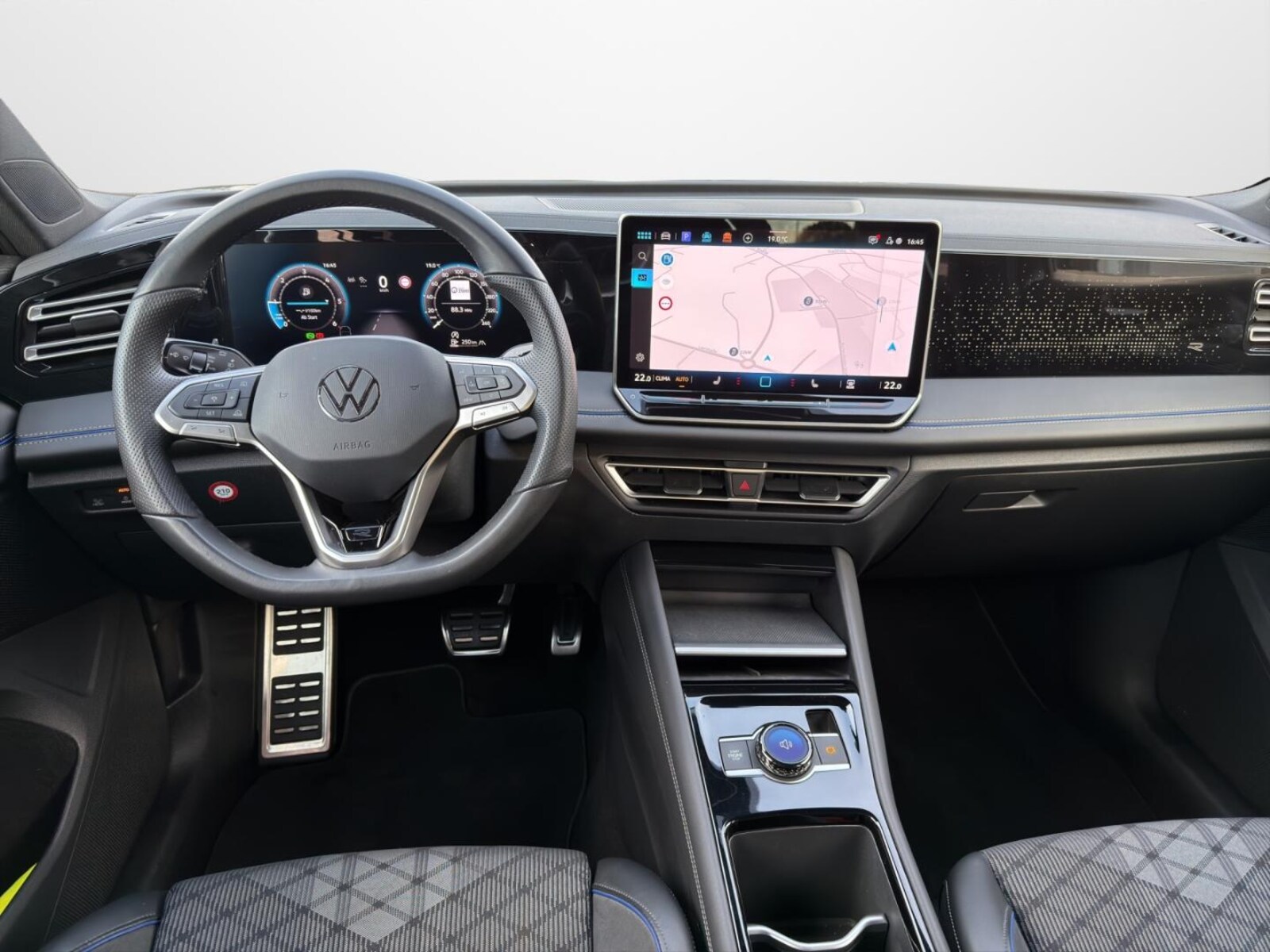 Volkswagen Tiguan – Bild 8