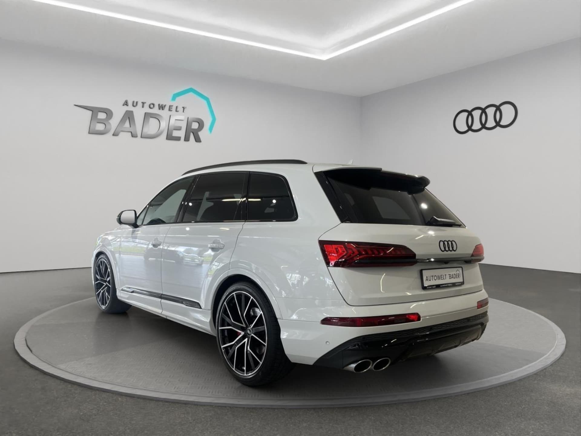 Audi SQ7 SUV