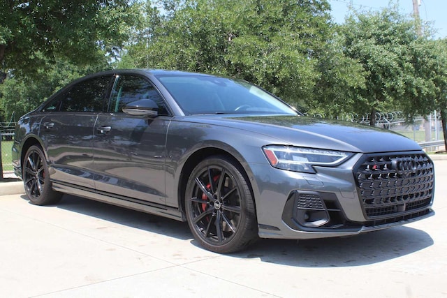 2022 Audi S8 L