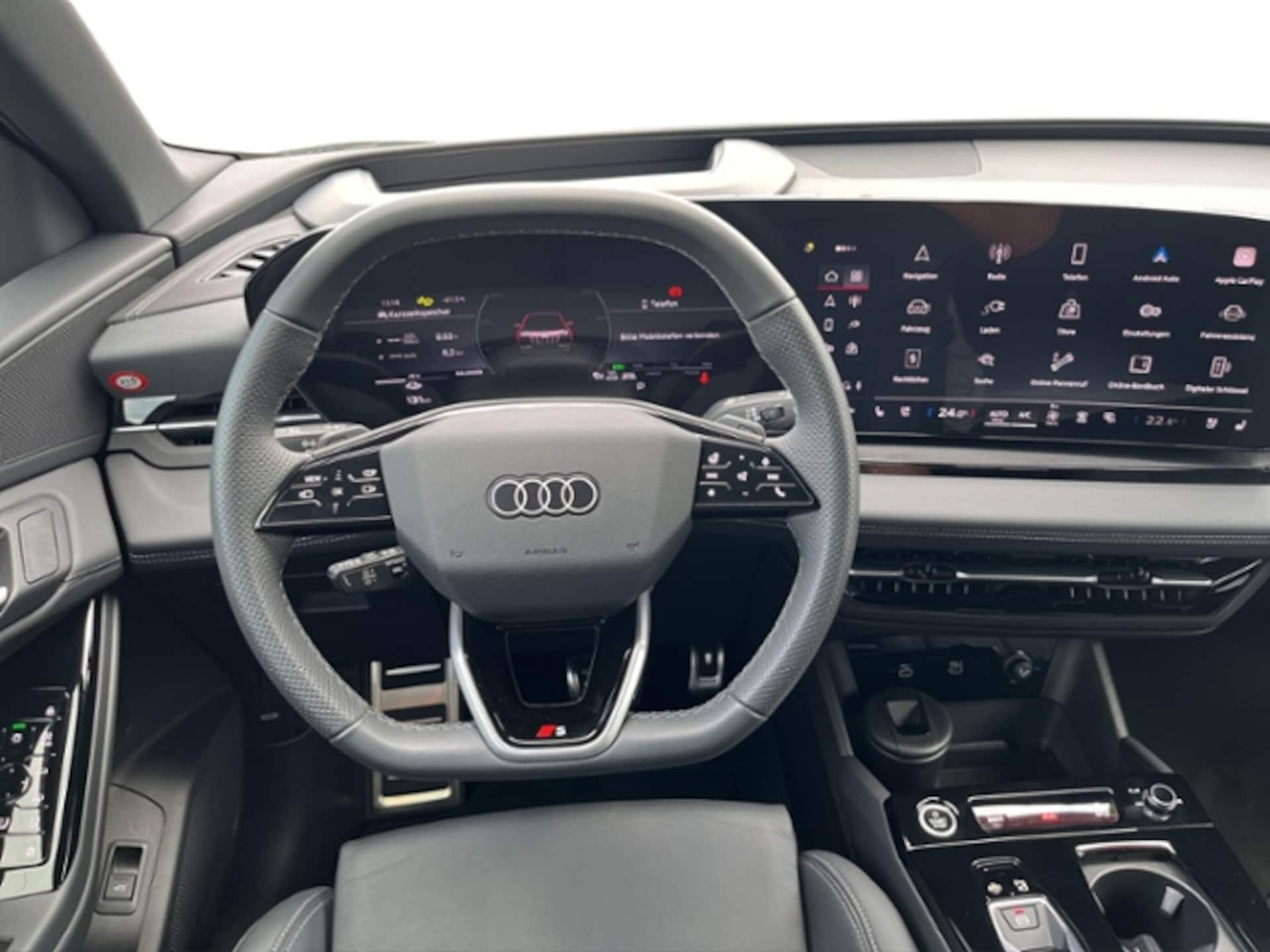Audi Q6 SUV e-tron
