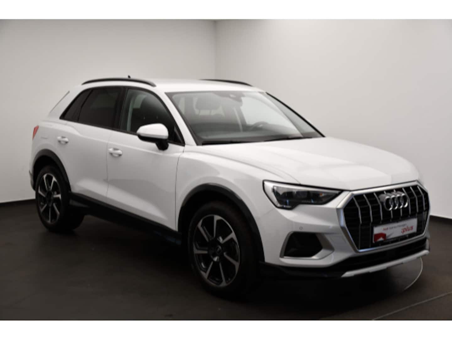 Bild über Audi Q3 TDI 110 kW S tronic - für weitere Informationen kontaktieren Sie den Audi Partner