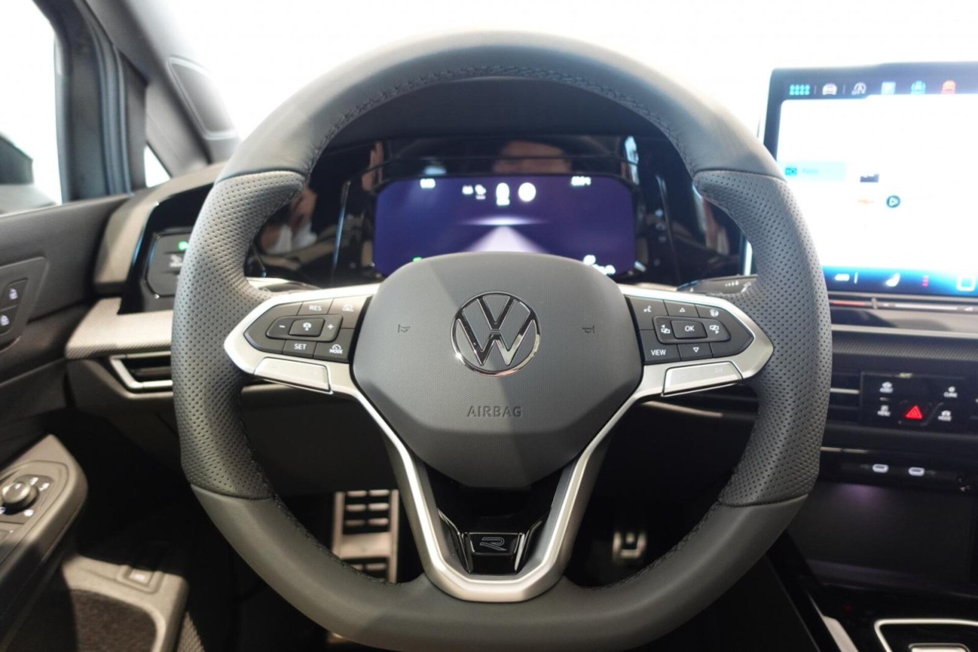 Volkswagen Golf Variant R-Line