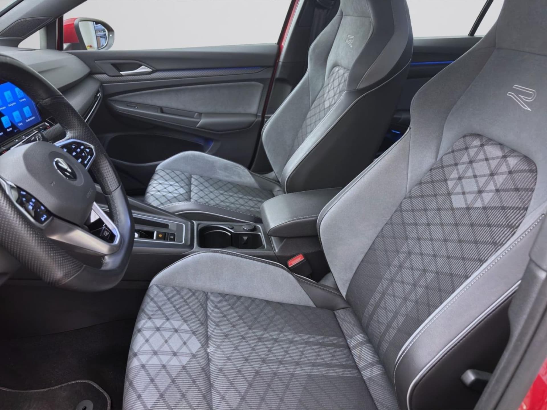 Volkswagen Golf R-Line