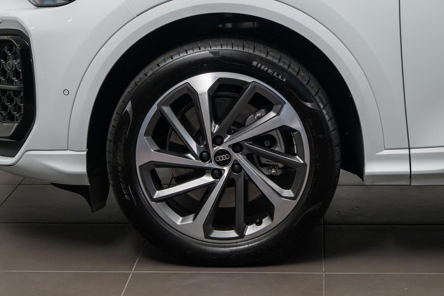 Image about Audi Q5 Sportback TDI quattro 150 kW sport