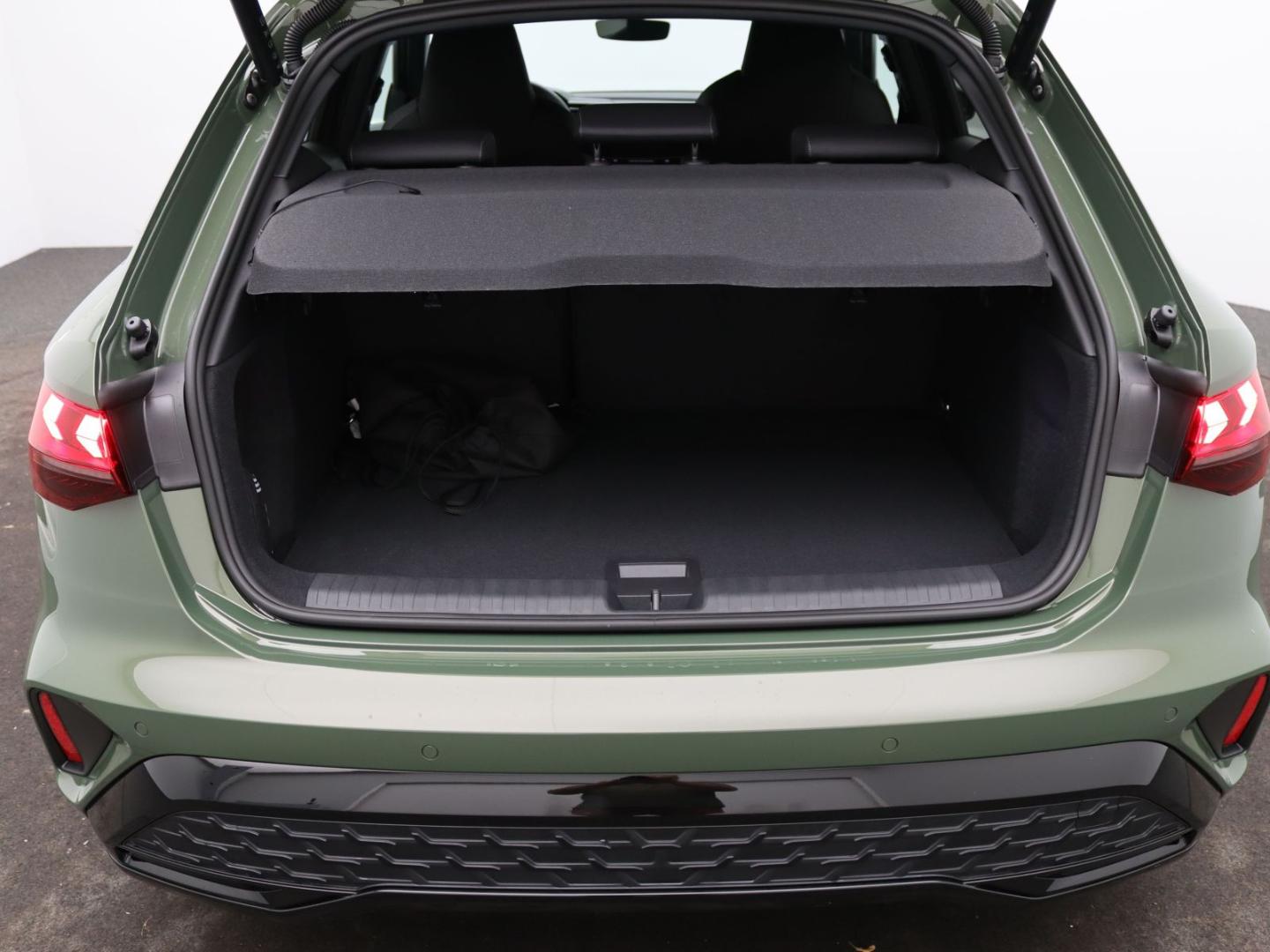 Image about Audi A3 Sportback TFSI e S line 40 TFSI e S tronic