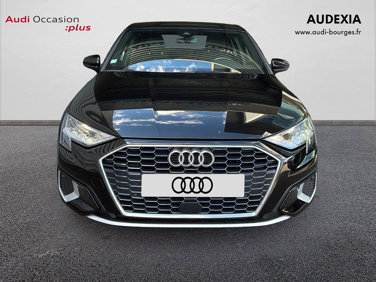 Image about Audi A3 Berline Design Luxe 30 TFSI 81 kW (110 ch) 6 vitesses