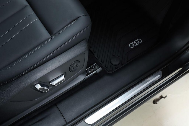 2026 Audi Q3 Base - Photo 65