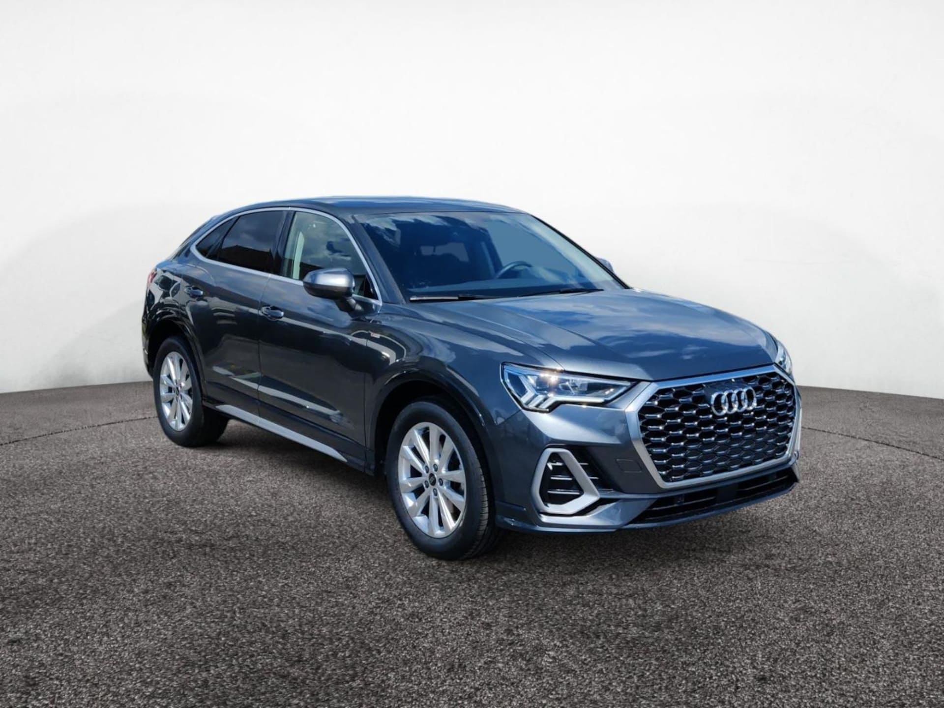 Audi Q3 Sportback S line