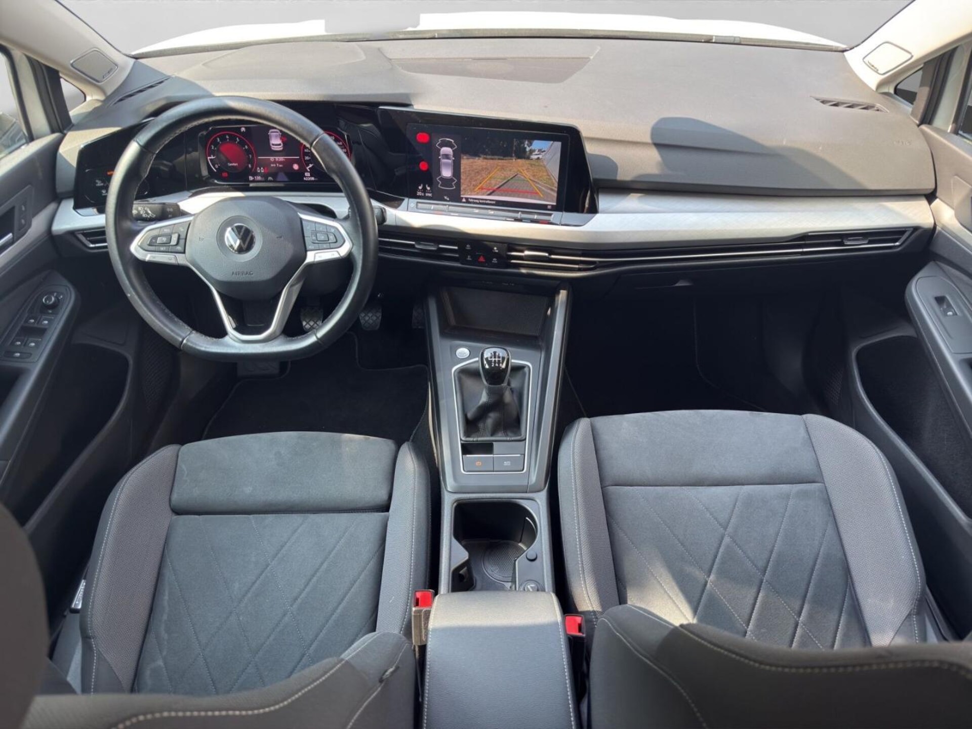 Volkswagen Golf Life