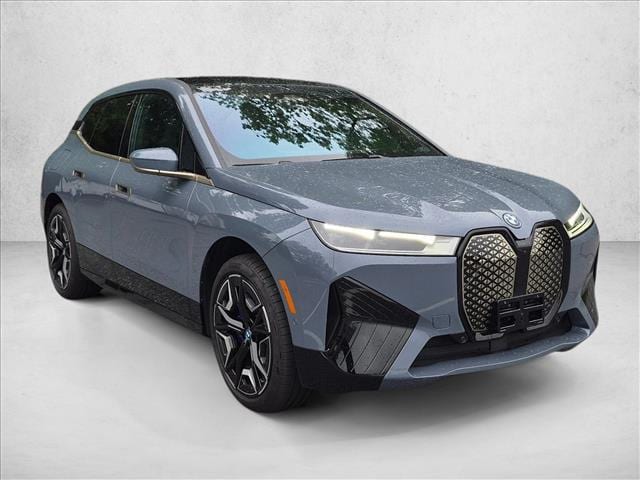 2025 BMW iX